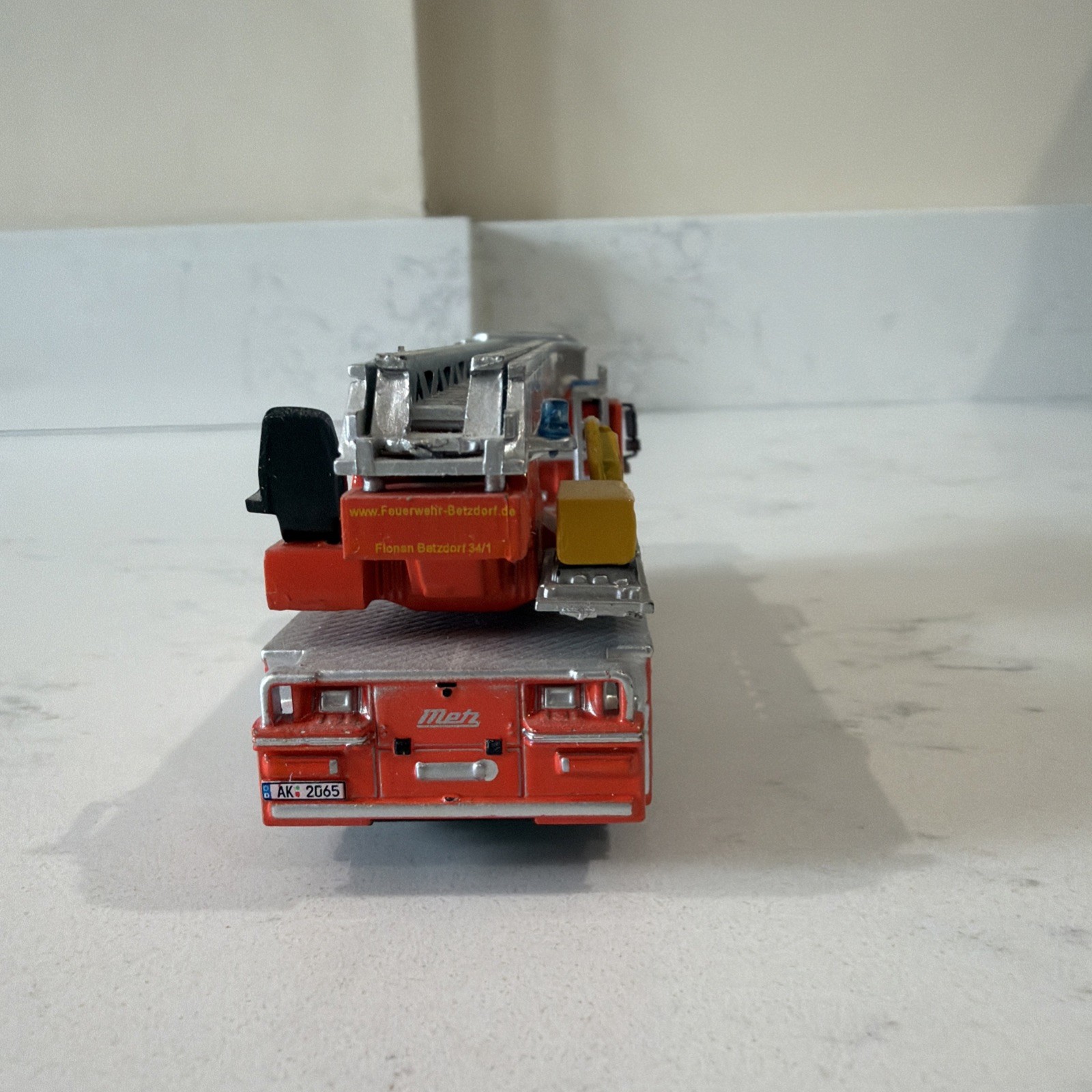 Atlas 1/72 Metz DLK 23-12 MAN LE 15.280 Fire Engine Diecast Limited Edition