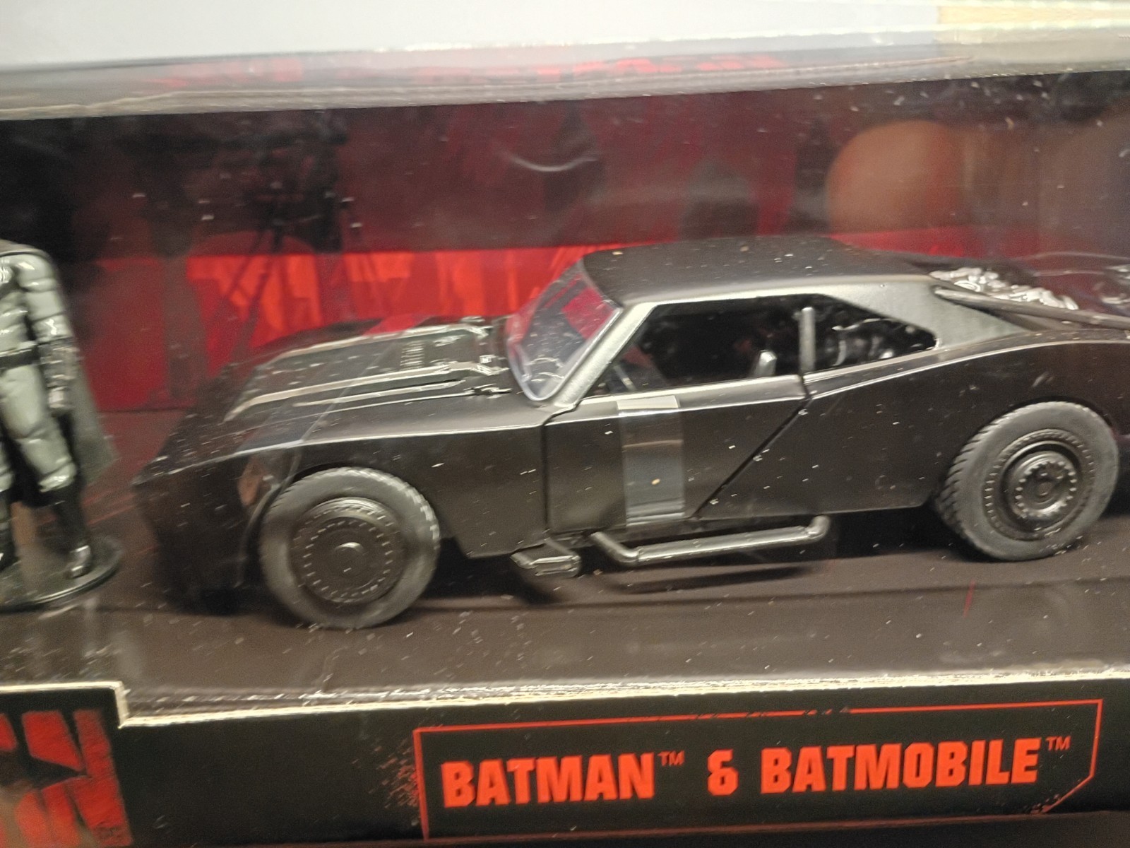 The Batman Movie Hollywood Rides DC Batman Diecast Figure & Batmobile 1:24 Scale