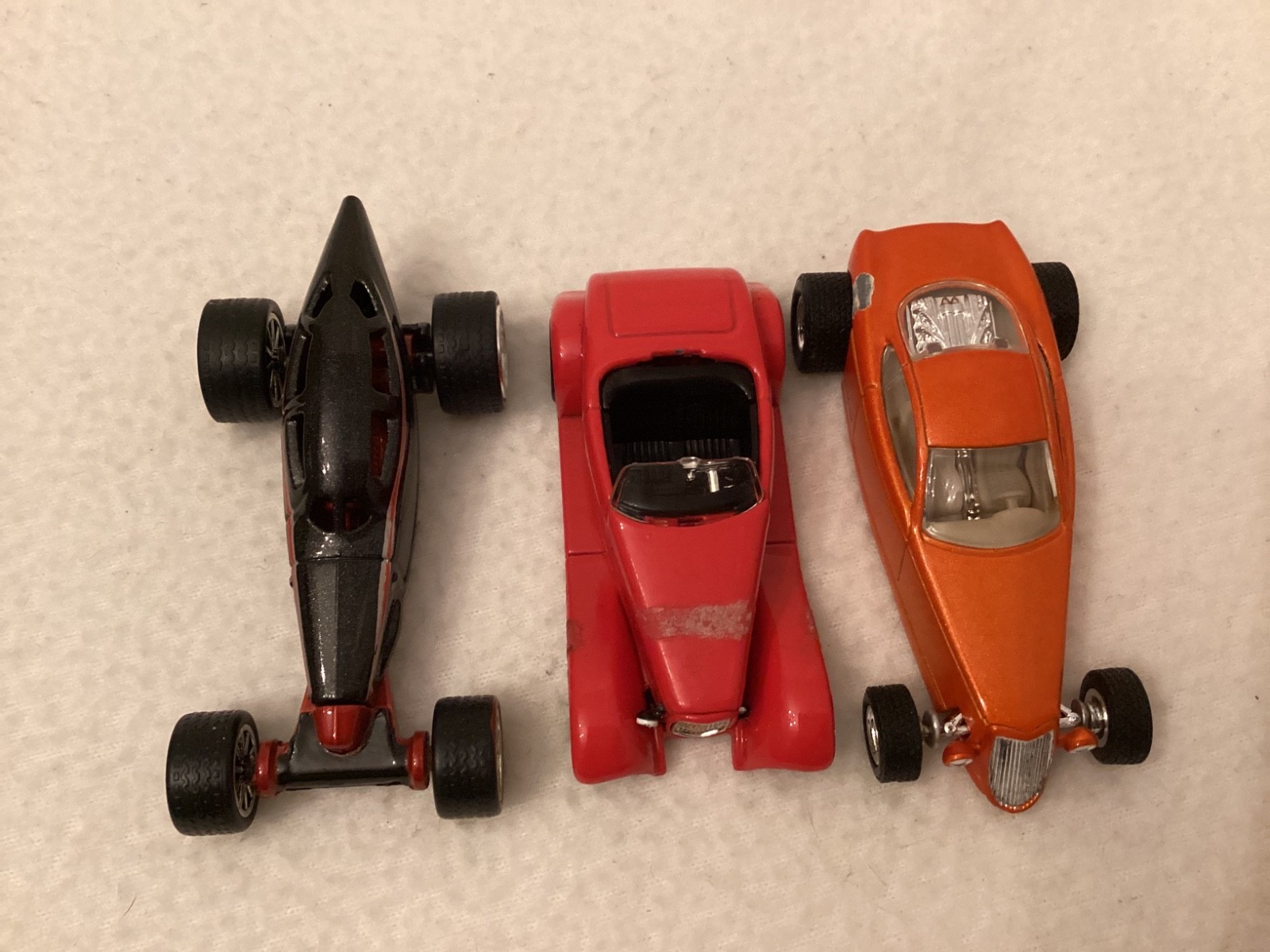 Hot Wheels ~ Golden Submarine Chase Nice ~ Hemisfear & 32 Ford Missing Parts RR