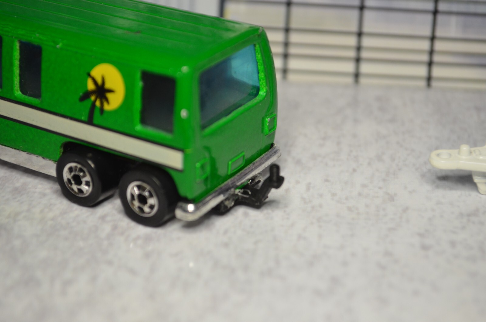 6 or 12 Trailer Hitches – Universal – Hot Wheels / Matchbox 1:64 Hitch glue-on