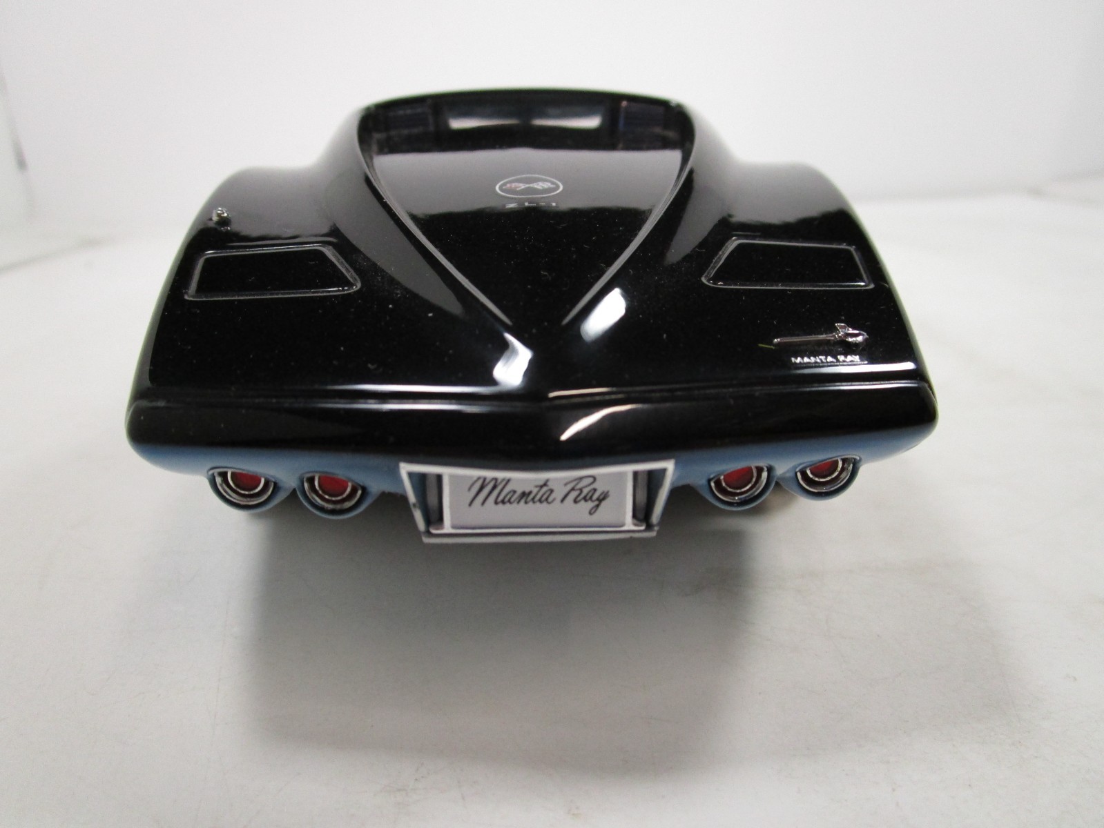AUTOART 1/18 CHEVY MANTA RAY CORVETTE CONCEPT *READ DESCRIPTION* NO BOX