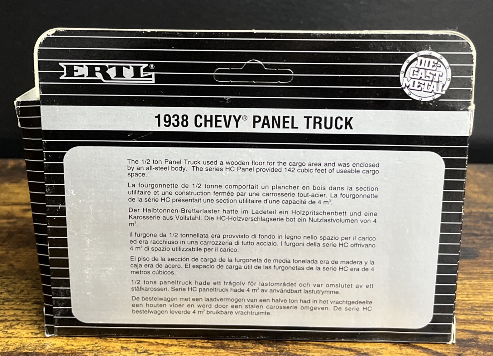 ERTL Classic Vehicles Delaney’s Bakery 1938 Chevy Panel Truck 1/43 Scale #2824