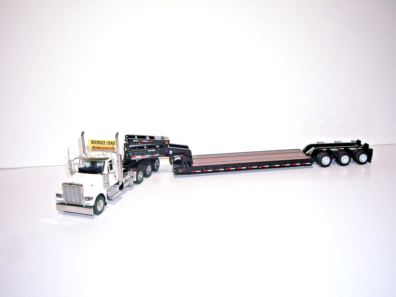 DIECAST MASTERS 1/64 PETE 589 & TRAILKING LOWBOY, JEEP&BOOSTER SAME SCALE AS DCP