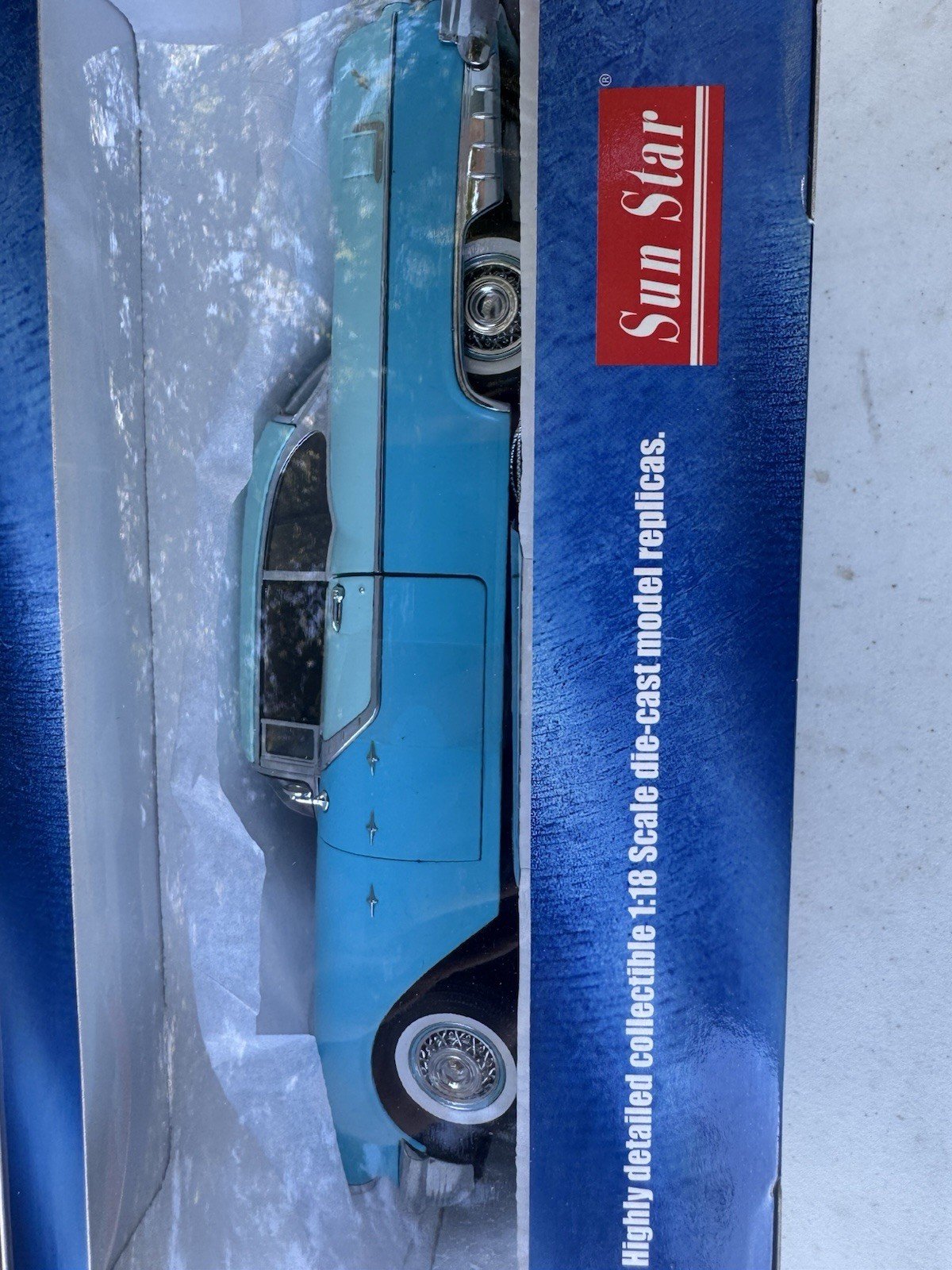 Sun Star 5041 1955 PONTIAC STAR CHIEF HARD TOP Castle Gray/ Nautilus Blue