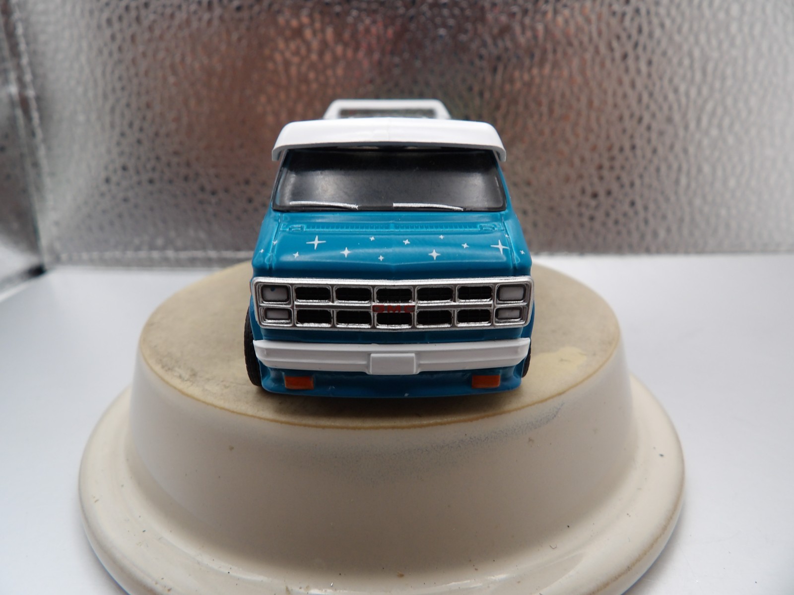 1978 GMC VANDURA CUSTOM VAN 2023 GREENLIGHT THE HOBBY EXCLUSIVE 1:64