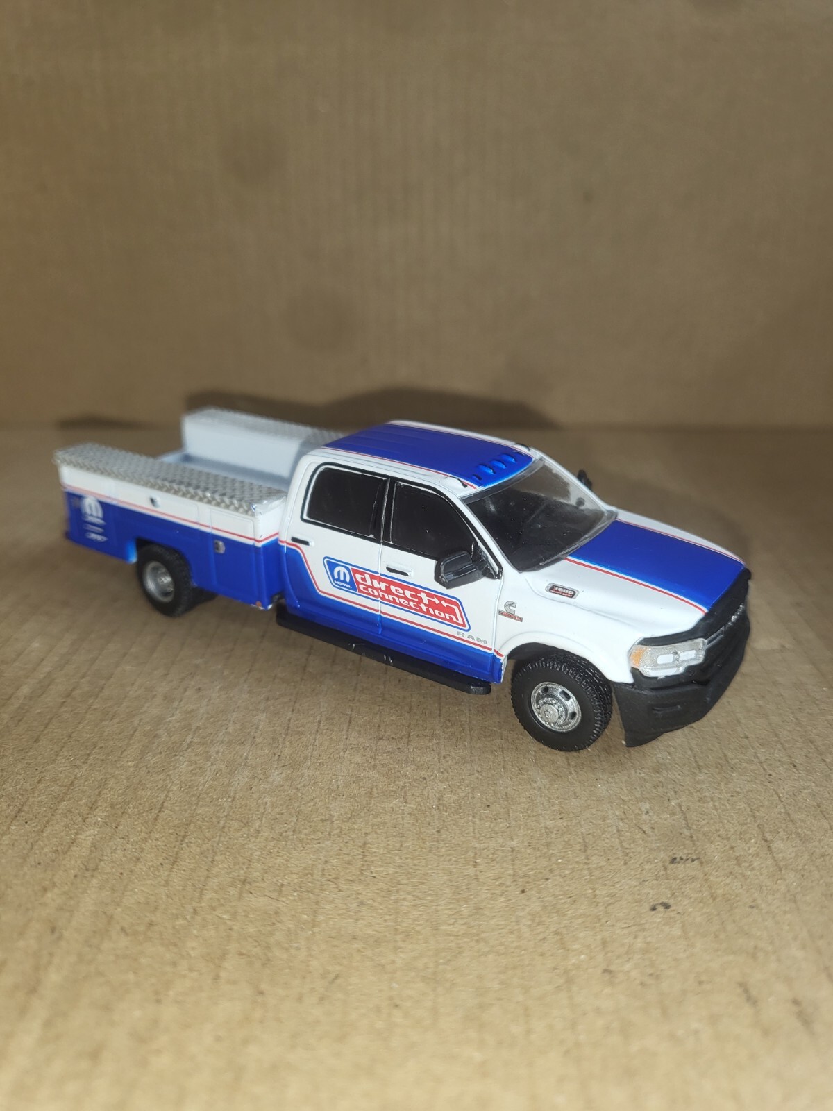 Loose Greenlight 1/64 2023 Ram 3500 Service Bed Dually Mopar Direct Connection