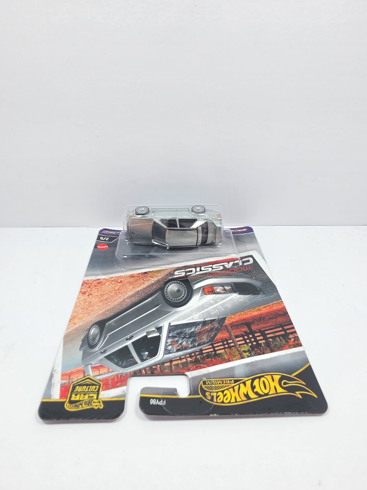 Hot Wheels Modern Classics 1:64 1990 Mercedes-Benz 190E Evo II Diecast Silver