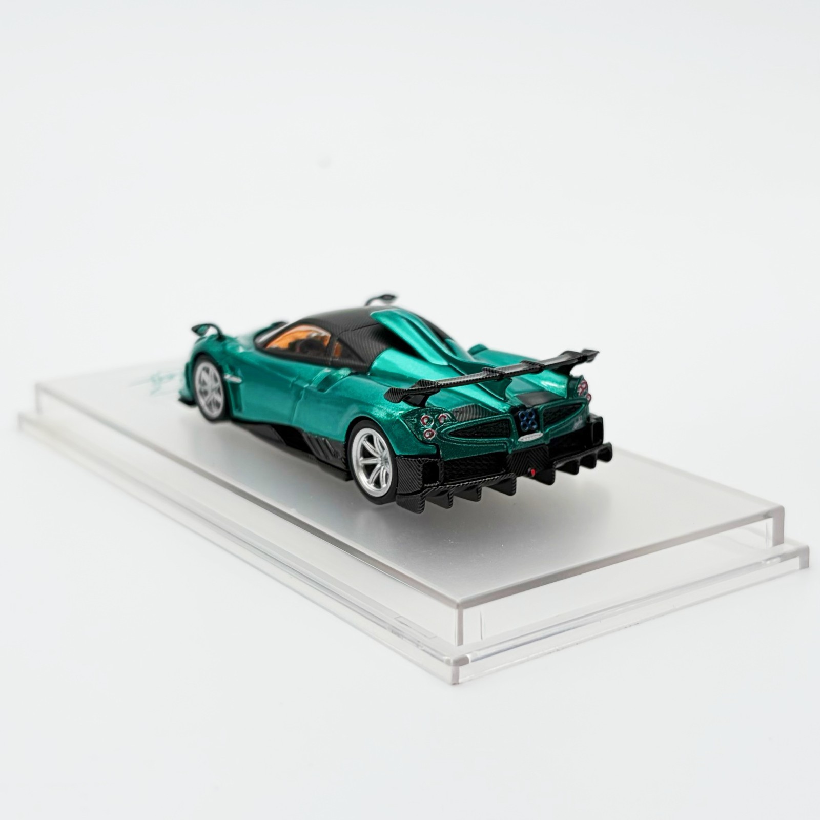 CM-Model 1:64 Pagani Imola – Metallic Emerald Green