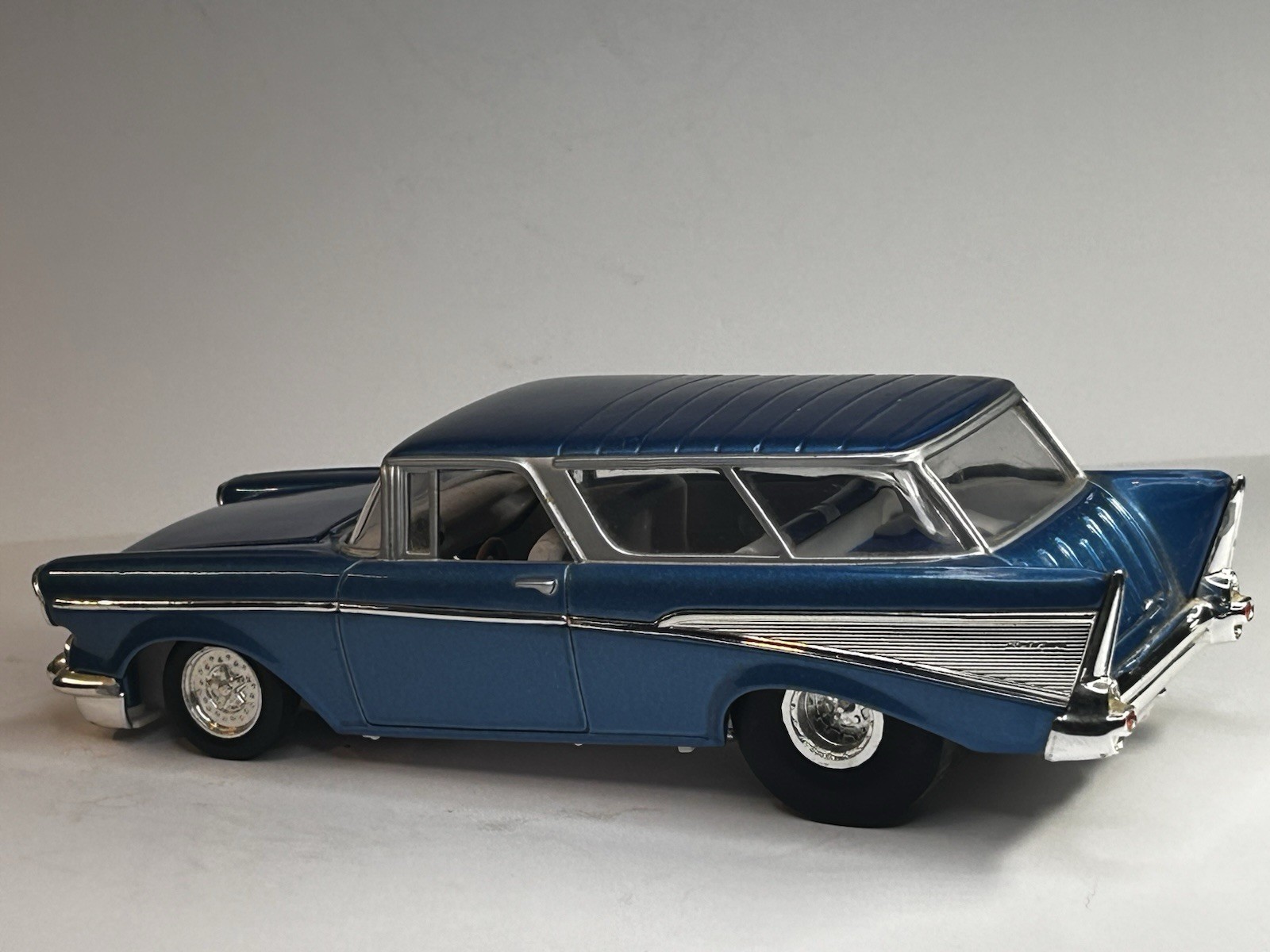 Racing Champions 1957 Chevrolet Bel Air Nomad Pro Street Blue 1:24 Die Cast