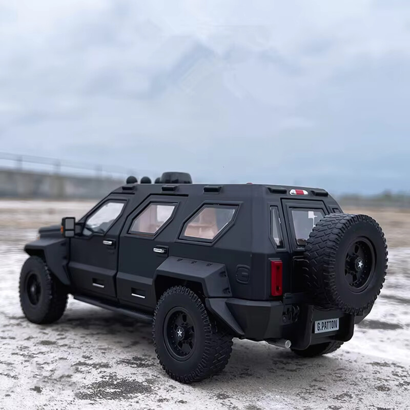 1:32 G.Patton Off- Road Alloy Diecast Model Car With Sound And Light Kids Gift
