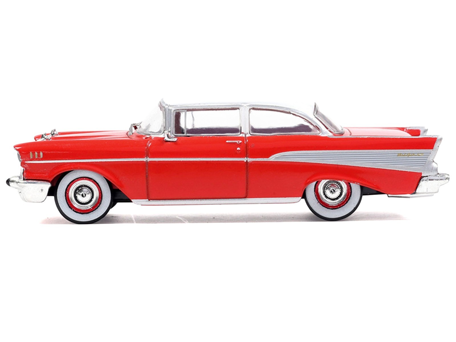1957 CHEVROLET BEL AIR RED 1/64 DIECAST MODEL CAR BY IXO IA64008