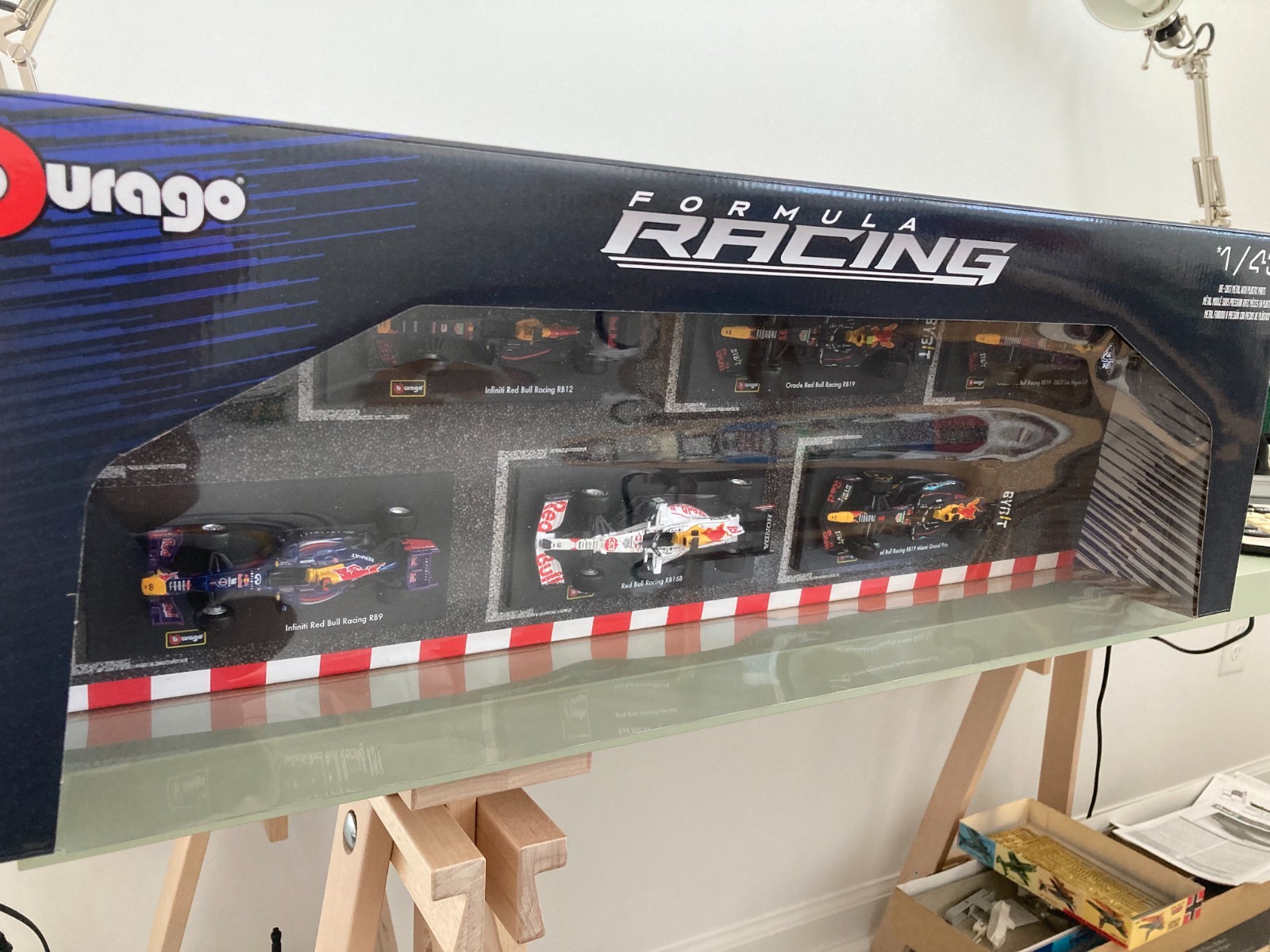 NEW Burago Oracle Red Bull Racing Formula 1 1:43 Scale 6 cars