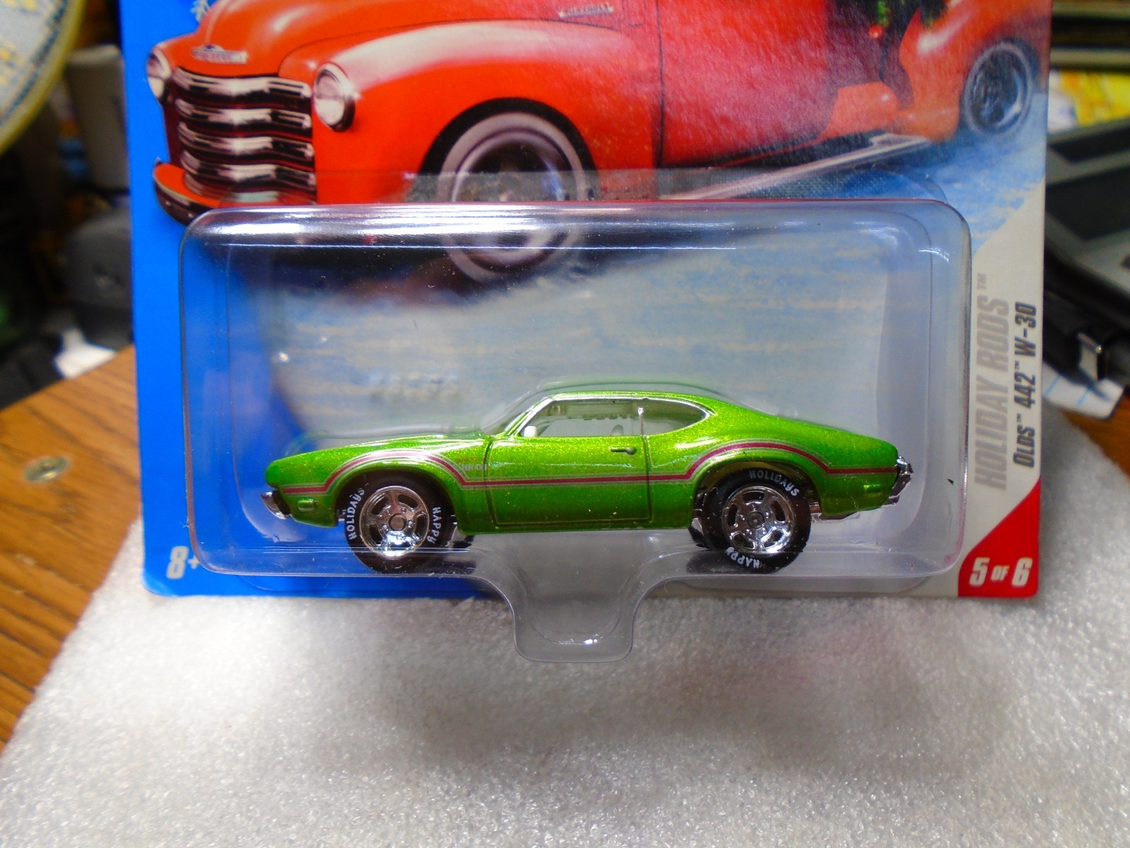 Hot Wheels 2008 Holiday Rods Olds 442 W-30