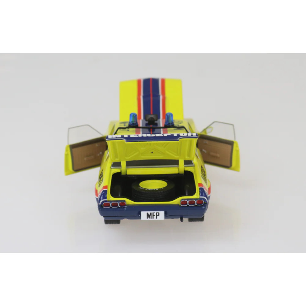 1:24 Mad Max — “March Hare” Interceptor — Ford XA Falcon — DDA Collectibles