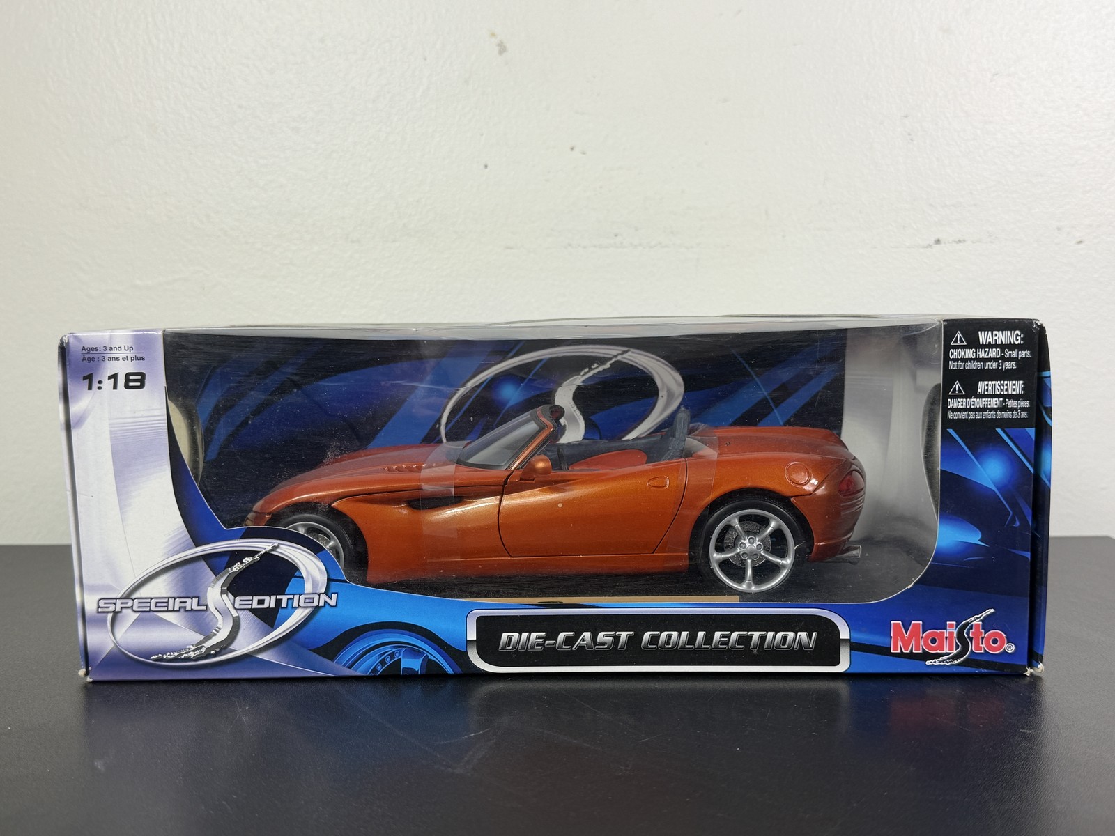 Maisto Special Edition 1:18 Dodge Concept Vehicle Diecast Car Orange New Box