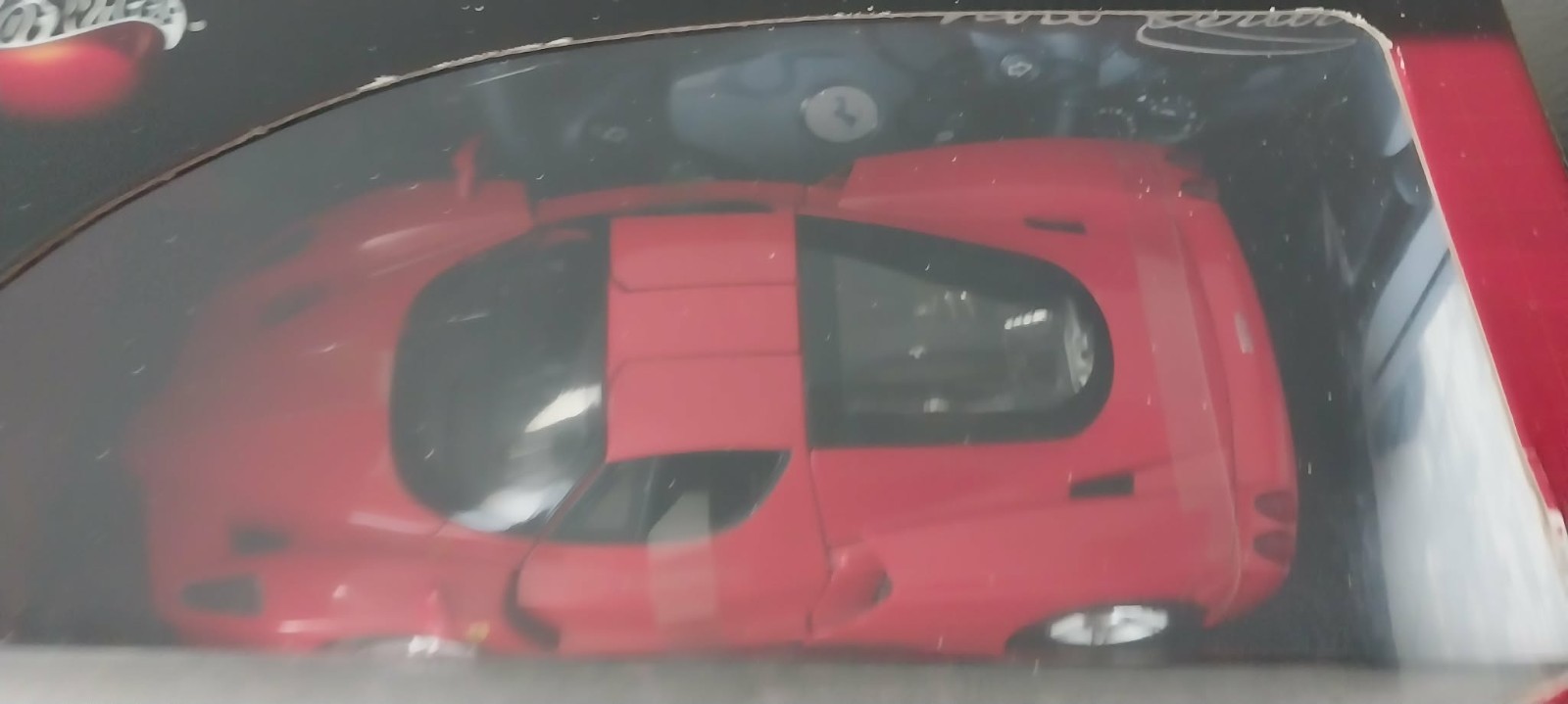 Hot Wheels 1:18 Enzo Ferrari 2002 Diecast Red Series NIP
