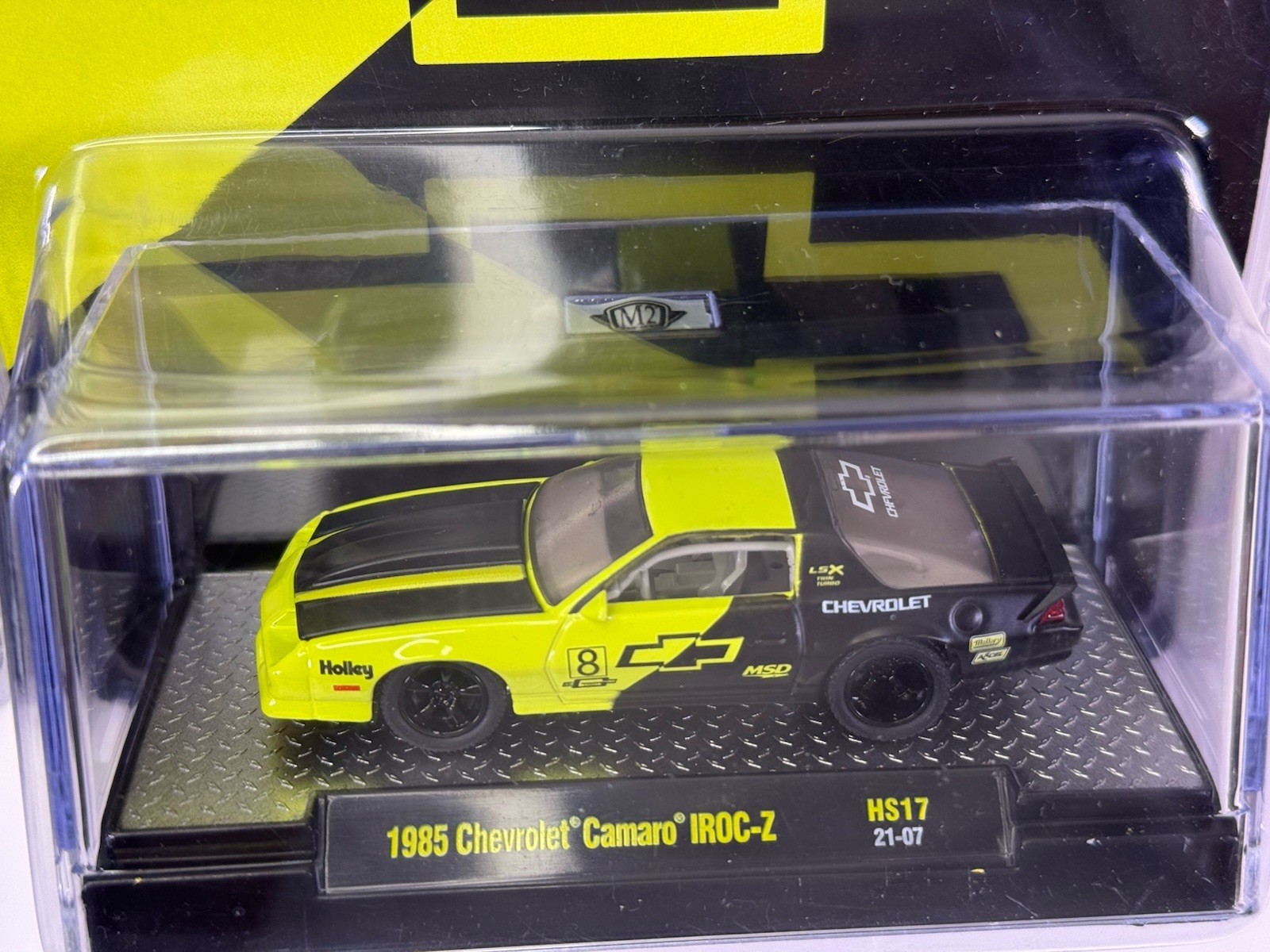 M2 Machines 1985 Chevrolet Camaro IROC-Z HS17 – Limited 526pcs Chase & Normal