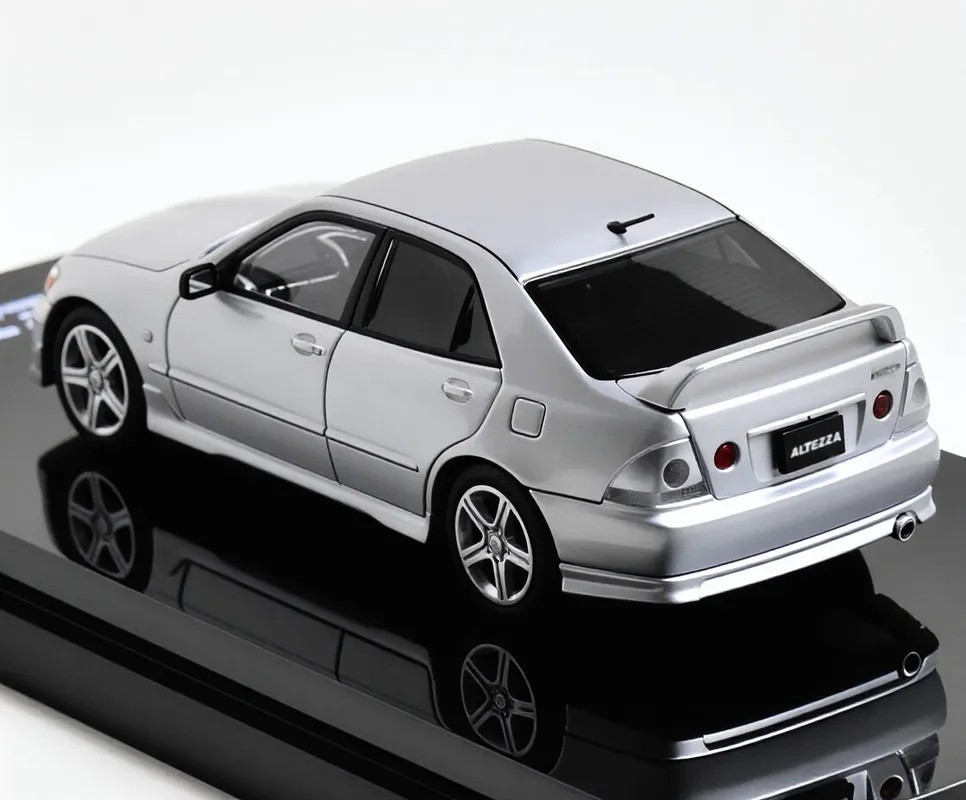 HobbyJapan 1:64 Silver Altezza RS200 Spoiler Sport Model Diecast Metal Car