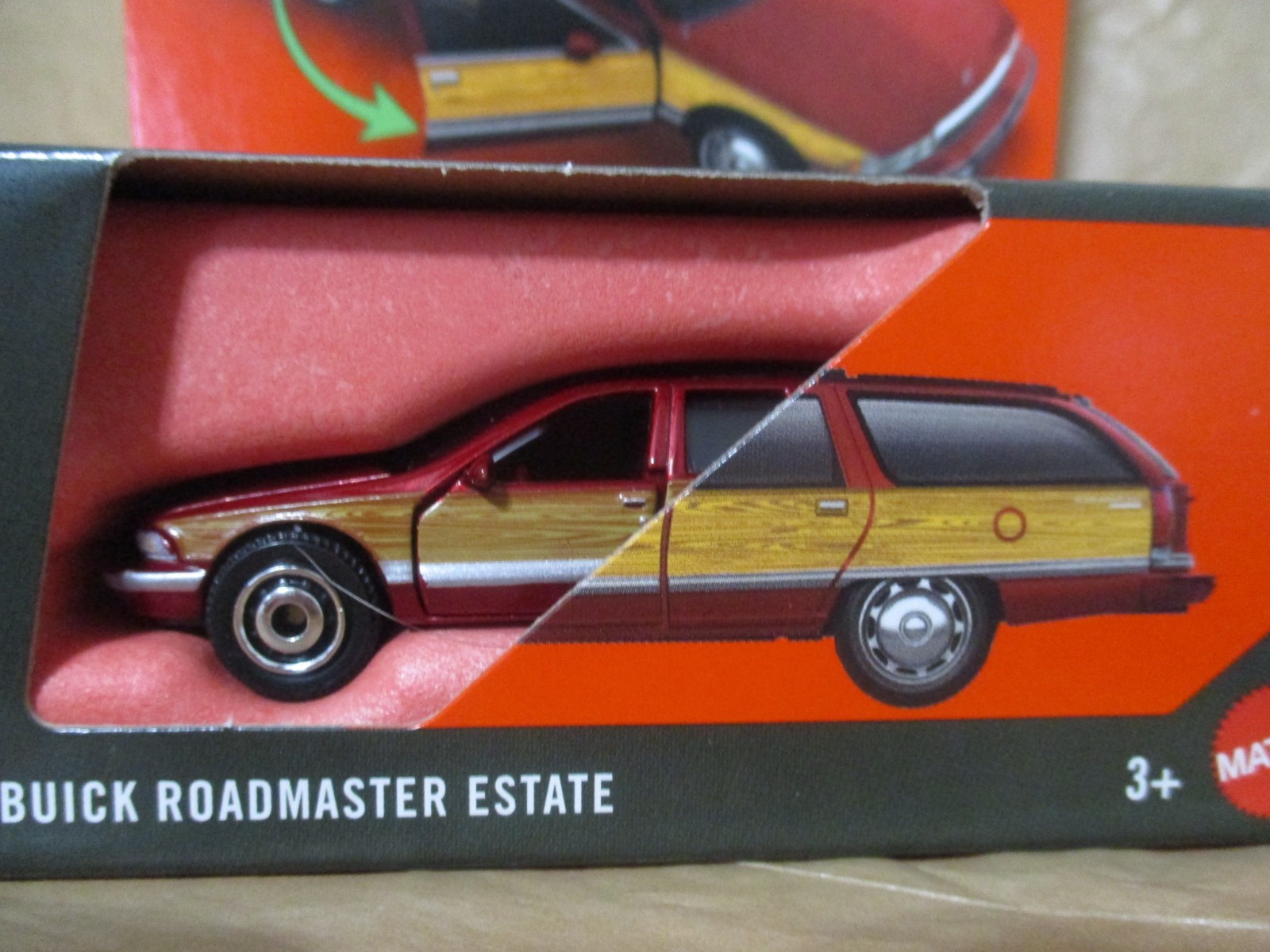 Matchbox Moving Parts 1992 Buick Roadmaster Estate Wagon 1/64 scale diecast