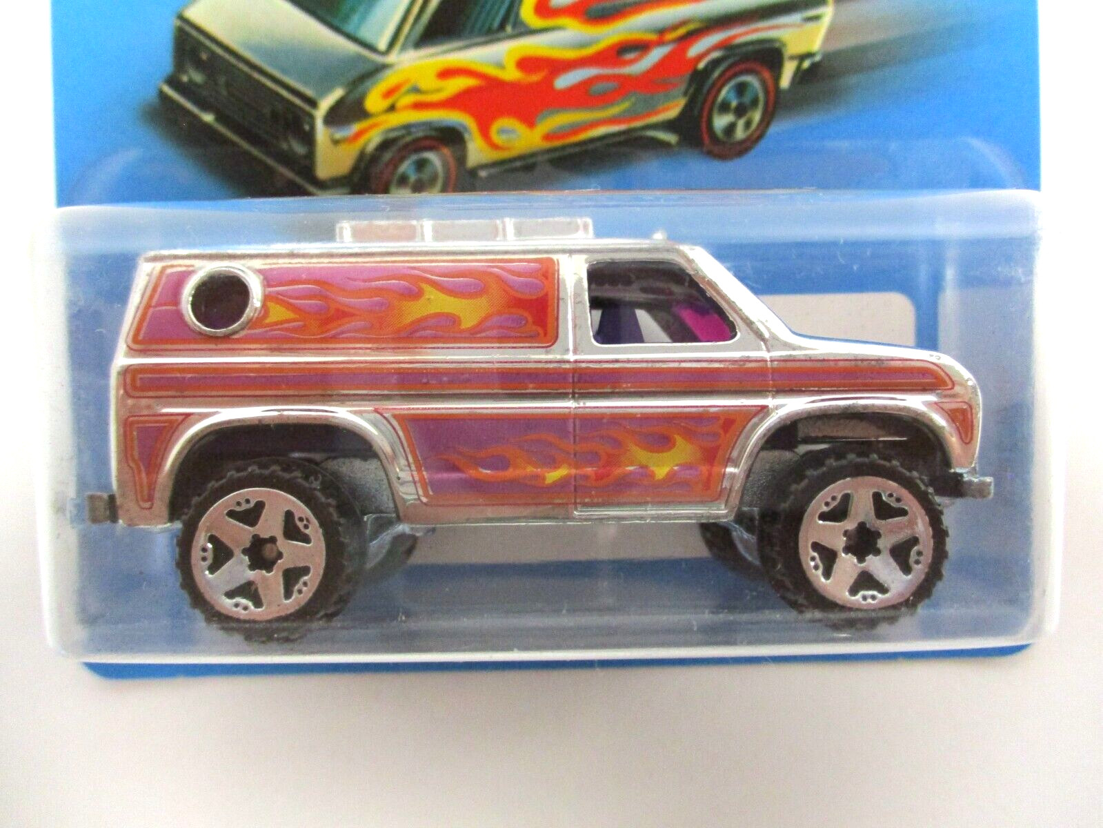 HOT WHEELS – SUPER CHROMES – BAJA BREAKER LIFTED 4X4 FORD VAN – 1/64