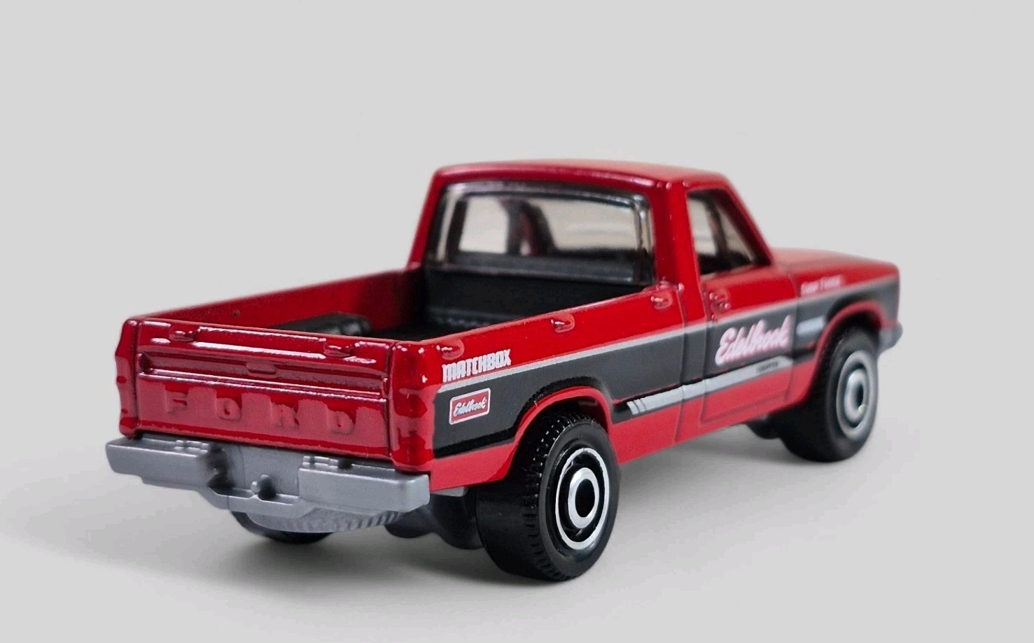 1977 FORD COURIER PICKUP TRUCK Diorama Collectible DieCast Model 1:64 Red LOOSE