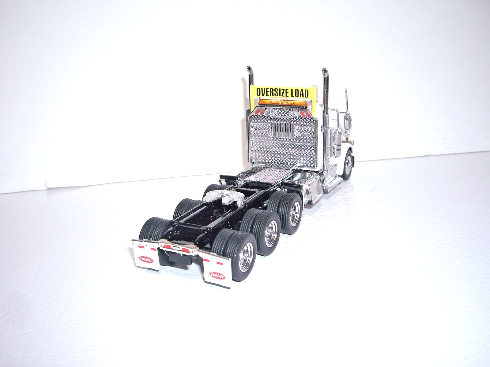 DIECAST MASTERS 1/64 PETE 589 & TRAILKING LOWBOY, JEEP&BOOSTER SAME SCALE AS DCP