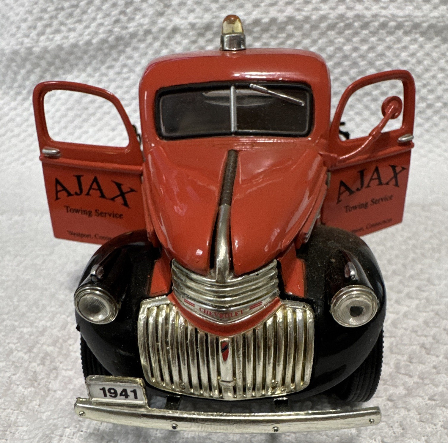 1941 Chevrolet AJAX Tow Truck Diecast Red/Black/Brown Opening Hood & Doors
