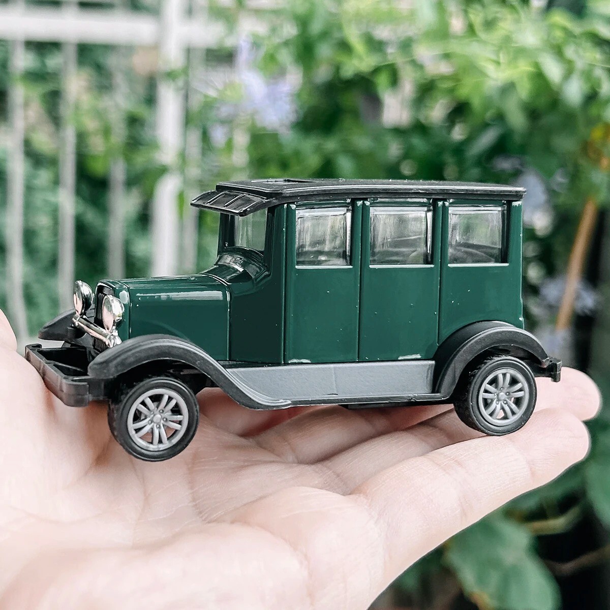 1:43 Diecast Ford A 1930 Model Vintage Pull Back Car Miniature Classic Gift