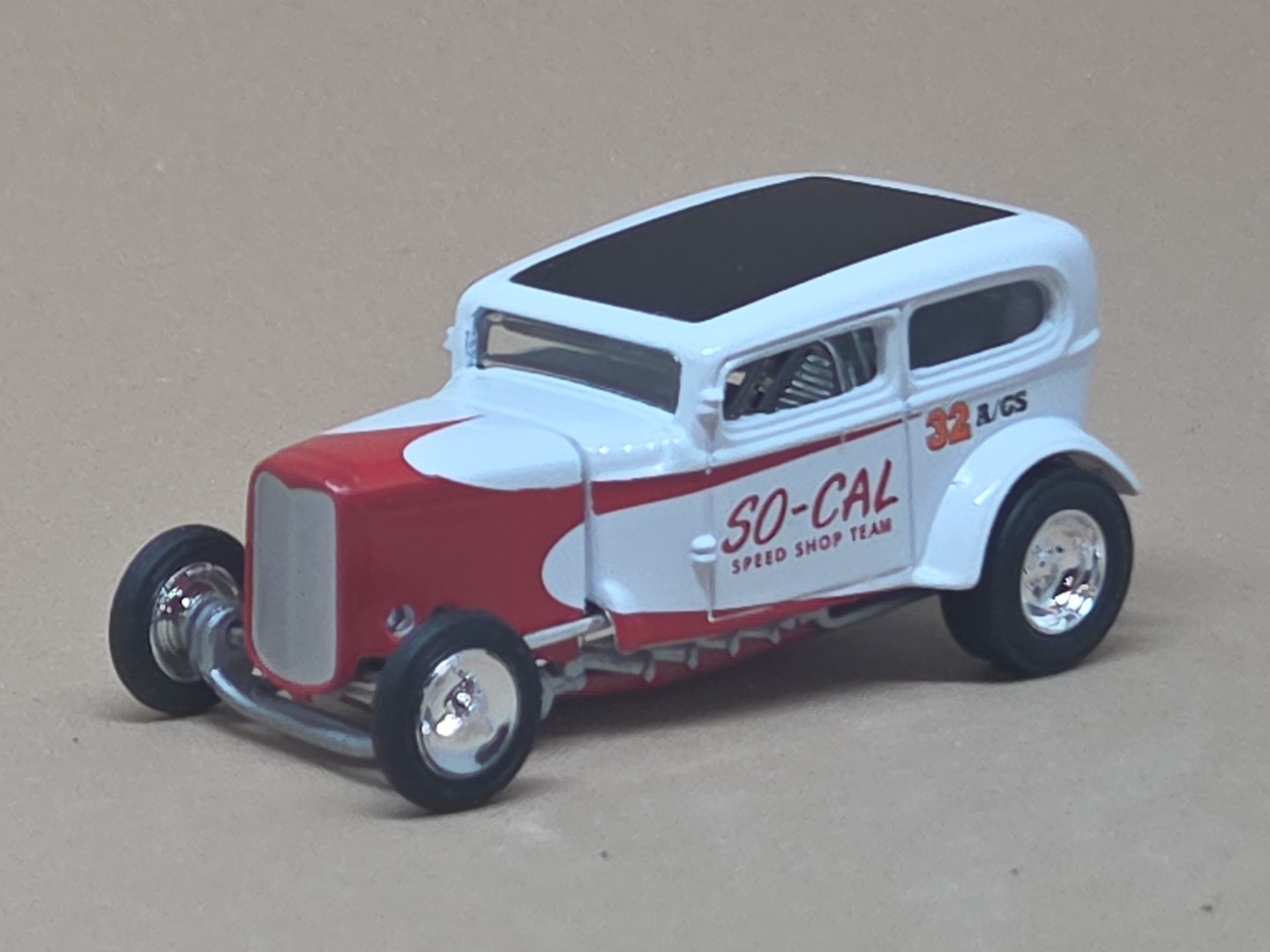 So Cal Speed Shop ’32 Ford Vicky Flathead V8 Dragster 1/64 Scale Limited Edition