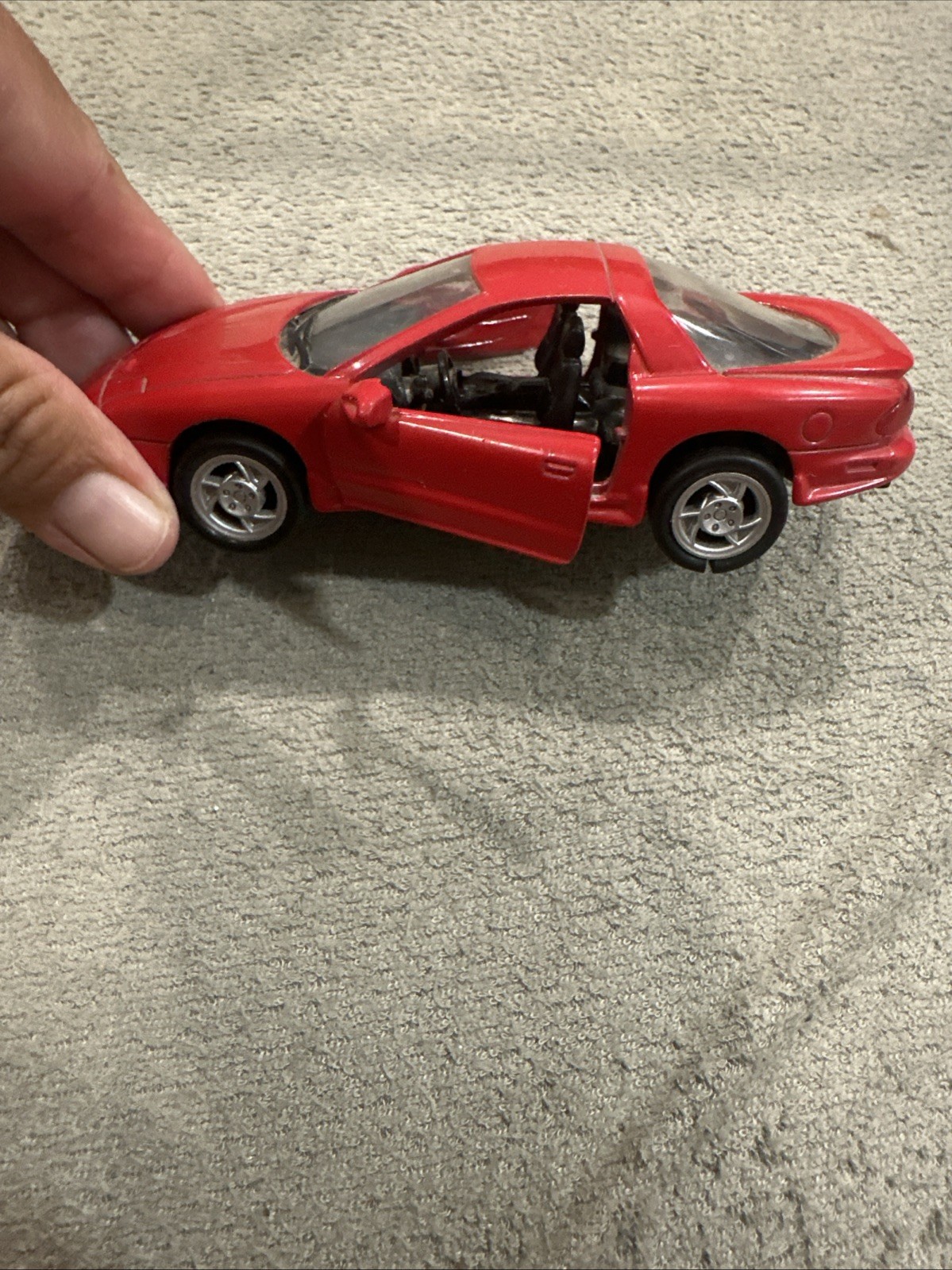 Welly Diecast Pontiac Firebird 1995 Red 1:38 Scale Car Pullback Action