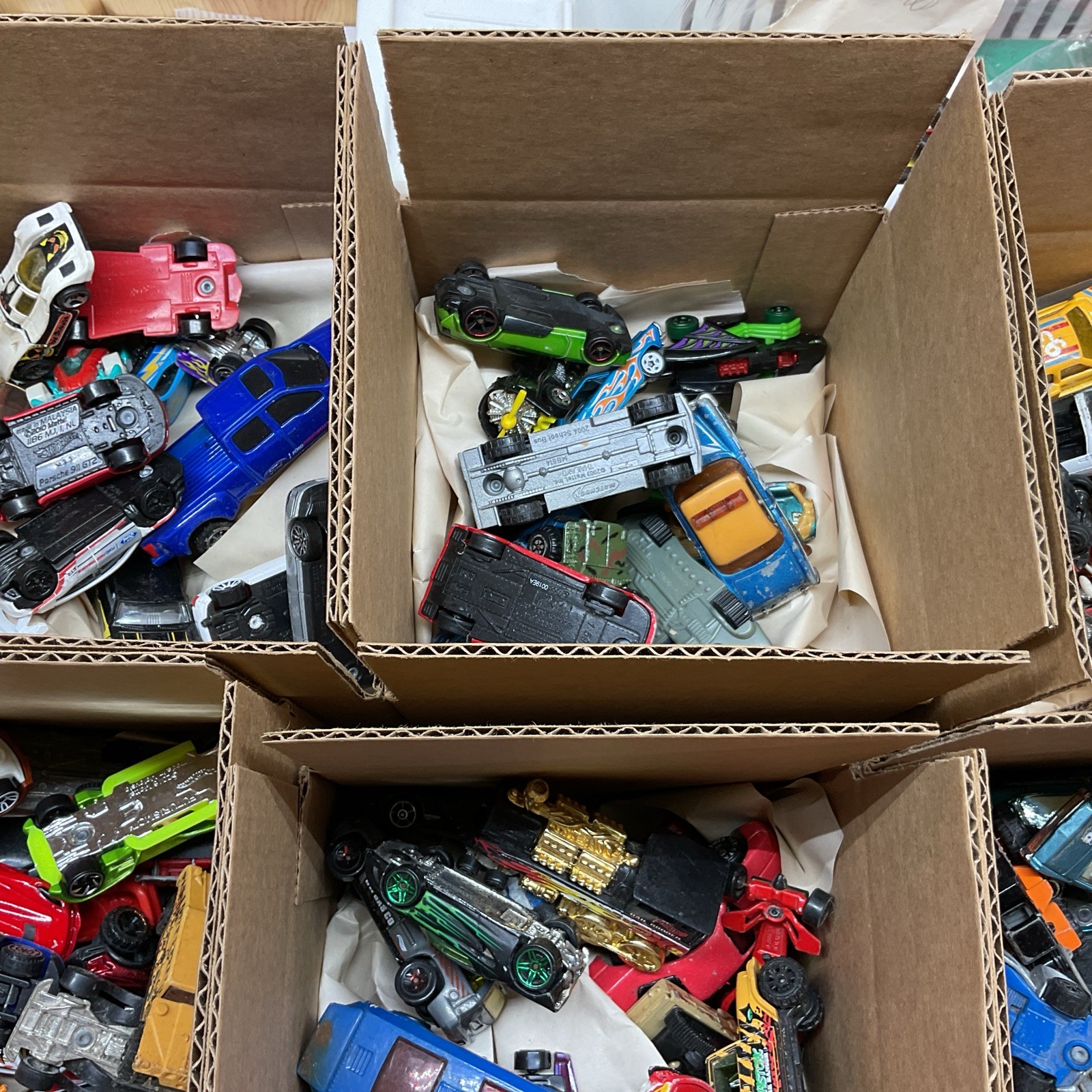 HOT WHEELS, MATCHBOX MYSTERY BOX 1 Ib. Box, Mixed Lot Approximately 12-15 Cars