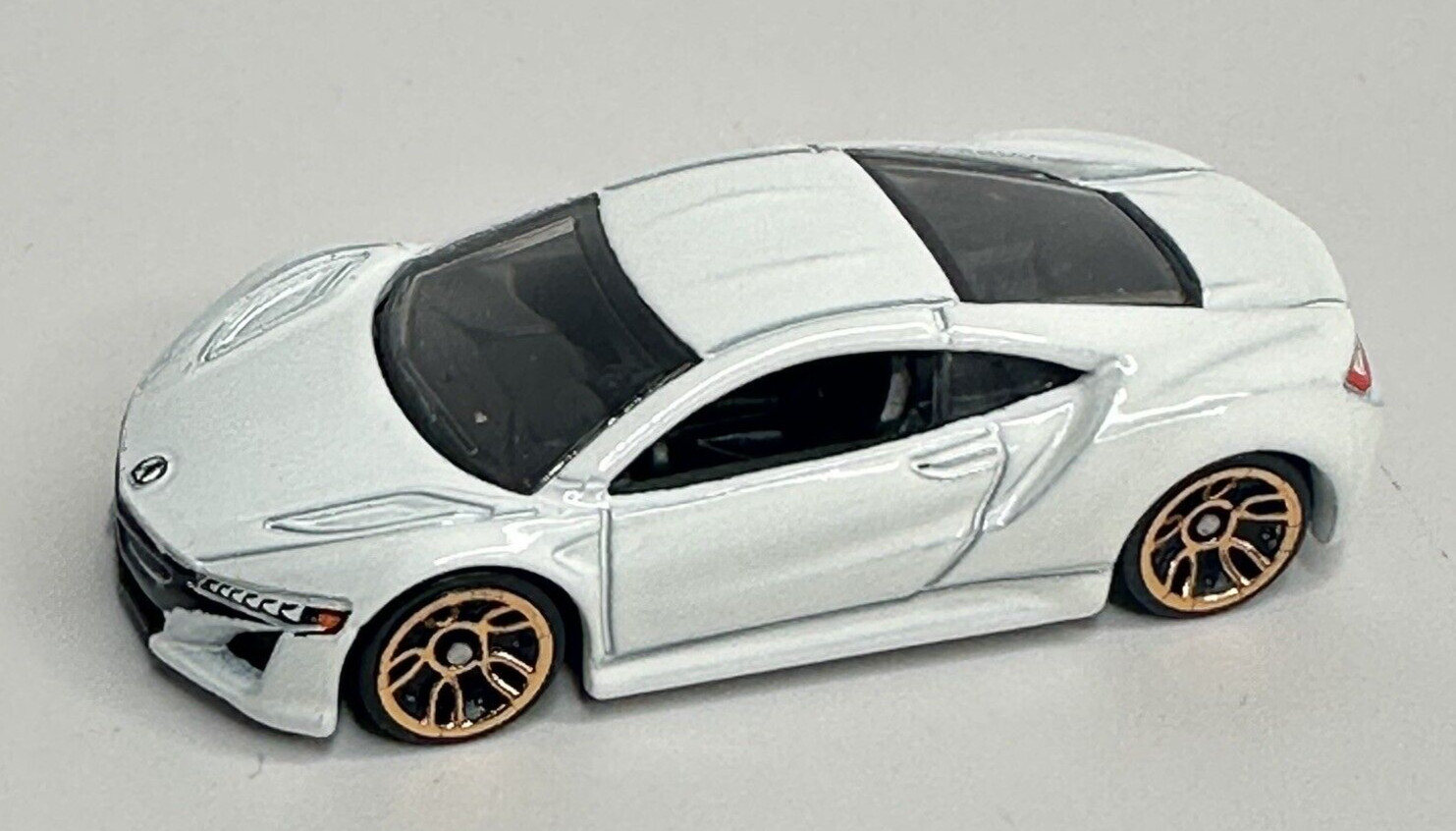 New 2024 Hot Wheels MultiPack Exclusive ’17 Acura NSX White HW Motor Show LOOSE