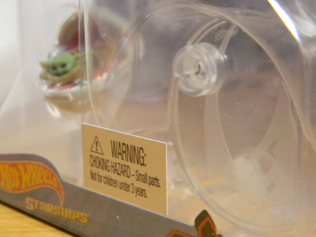 Hot Wheels Star Wars Starships ‘Mandalorian The Child’ “HOVER PRAM” With Stand