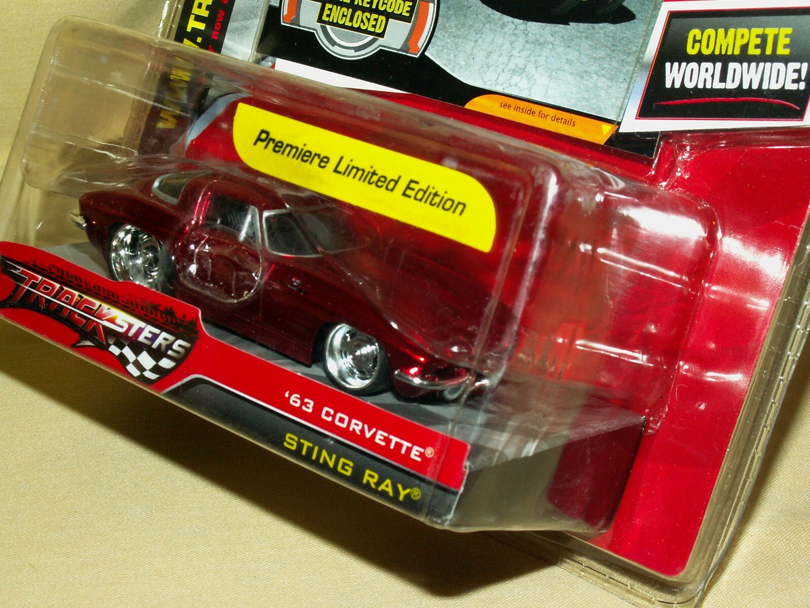 CORVETTE STING RAY 1963 TRACKSTERS MMOG ONLINE RACING CHEVY RED NEW 2008 LE002*