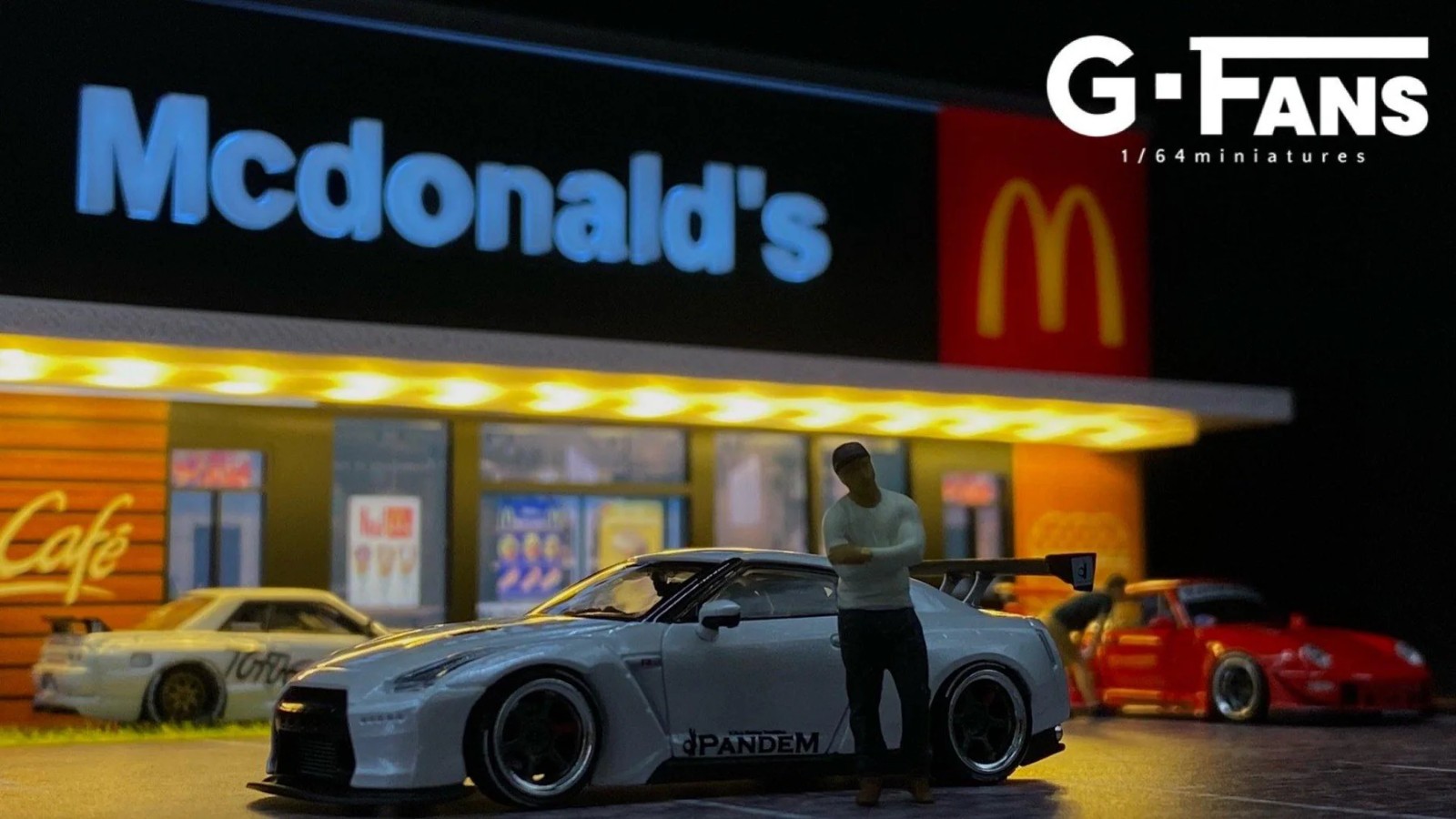 G Fans 1/64 Diorama MCDONALDS DRIVE THROUGH #710013