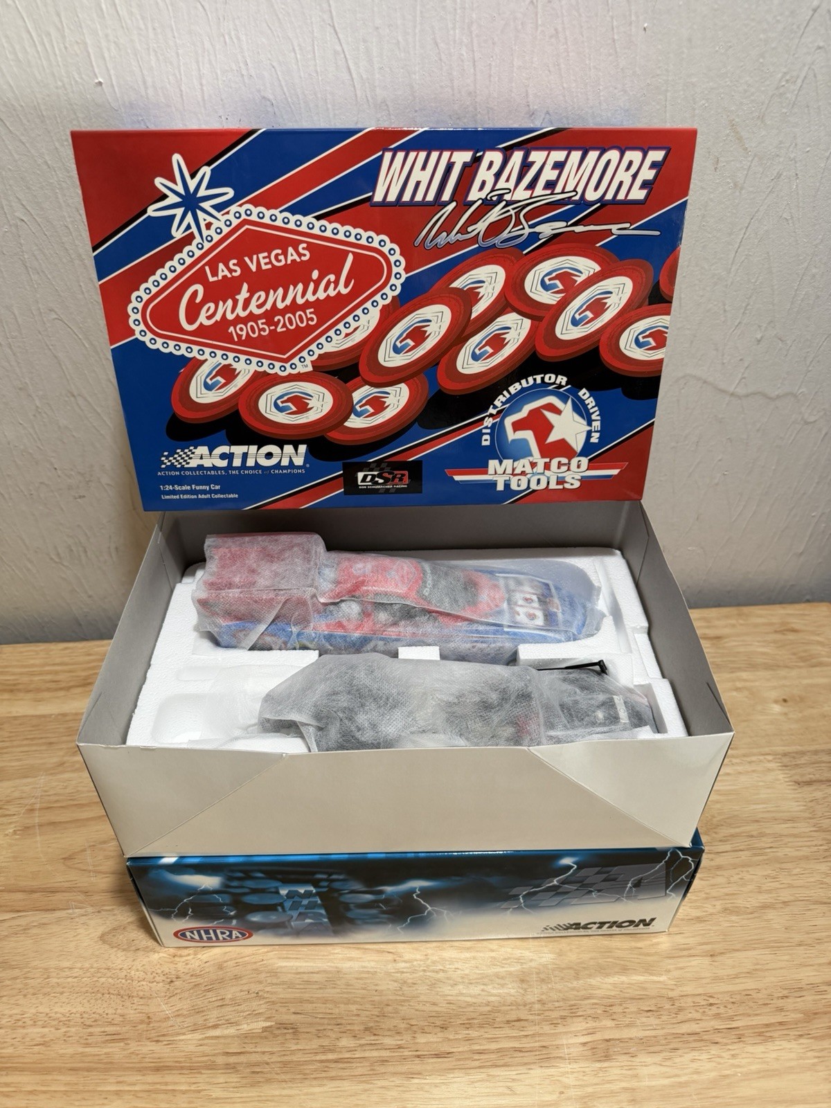 WHIT BAZEMORE 1/24 MATCO TOOLS Las Vegas DODGE STRATUS FUNNY CAR 2005 ACTION