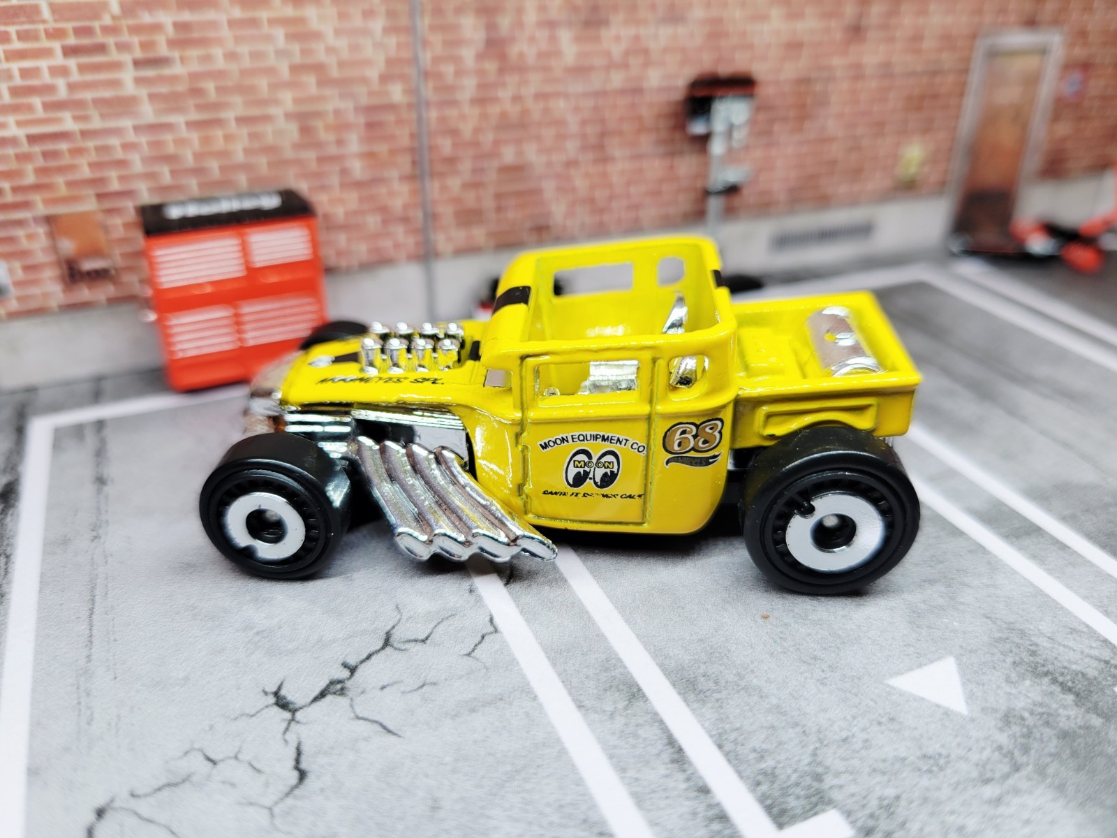 Hot Wheels HW Daredevils Forza Motorsport Yellow Bone Shaker Loose ~ Mooneyes