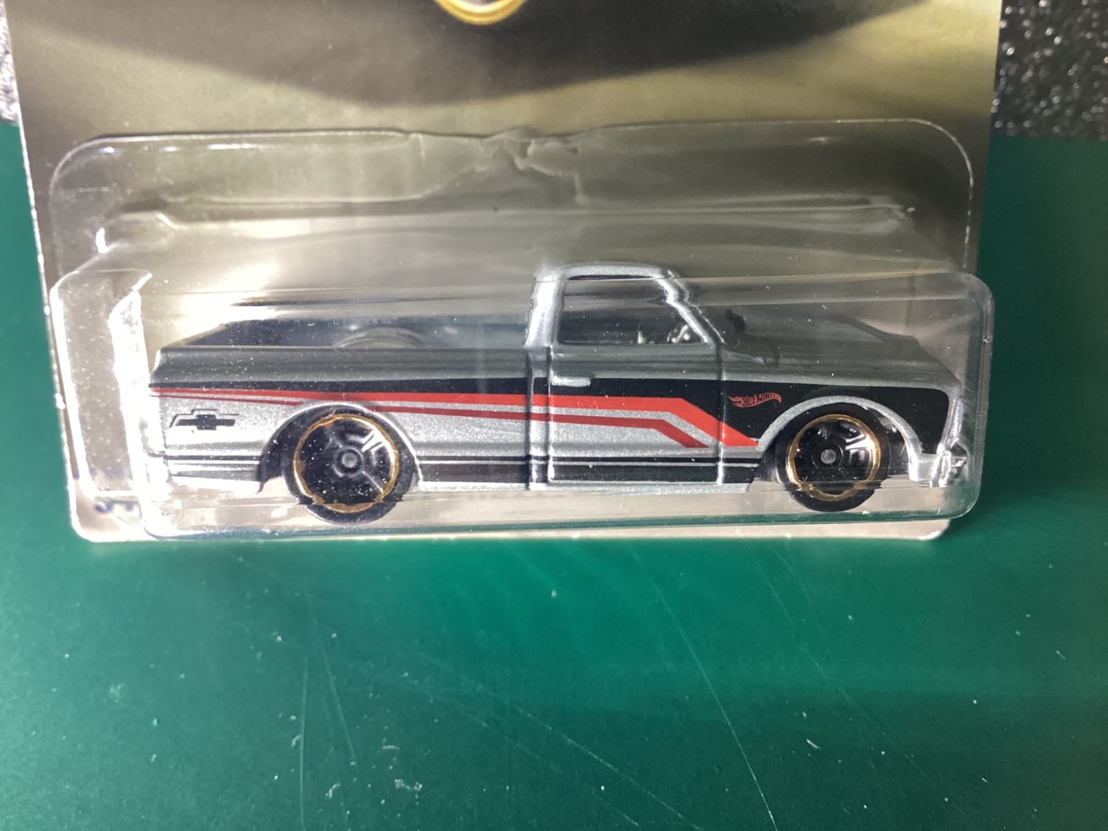 2 Lot Hot Wheels Chevrolet Trucks 100 Years 3/8 ’67 CHEVY C10 Gray & Black Gold