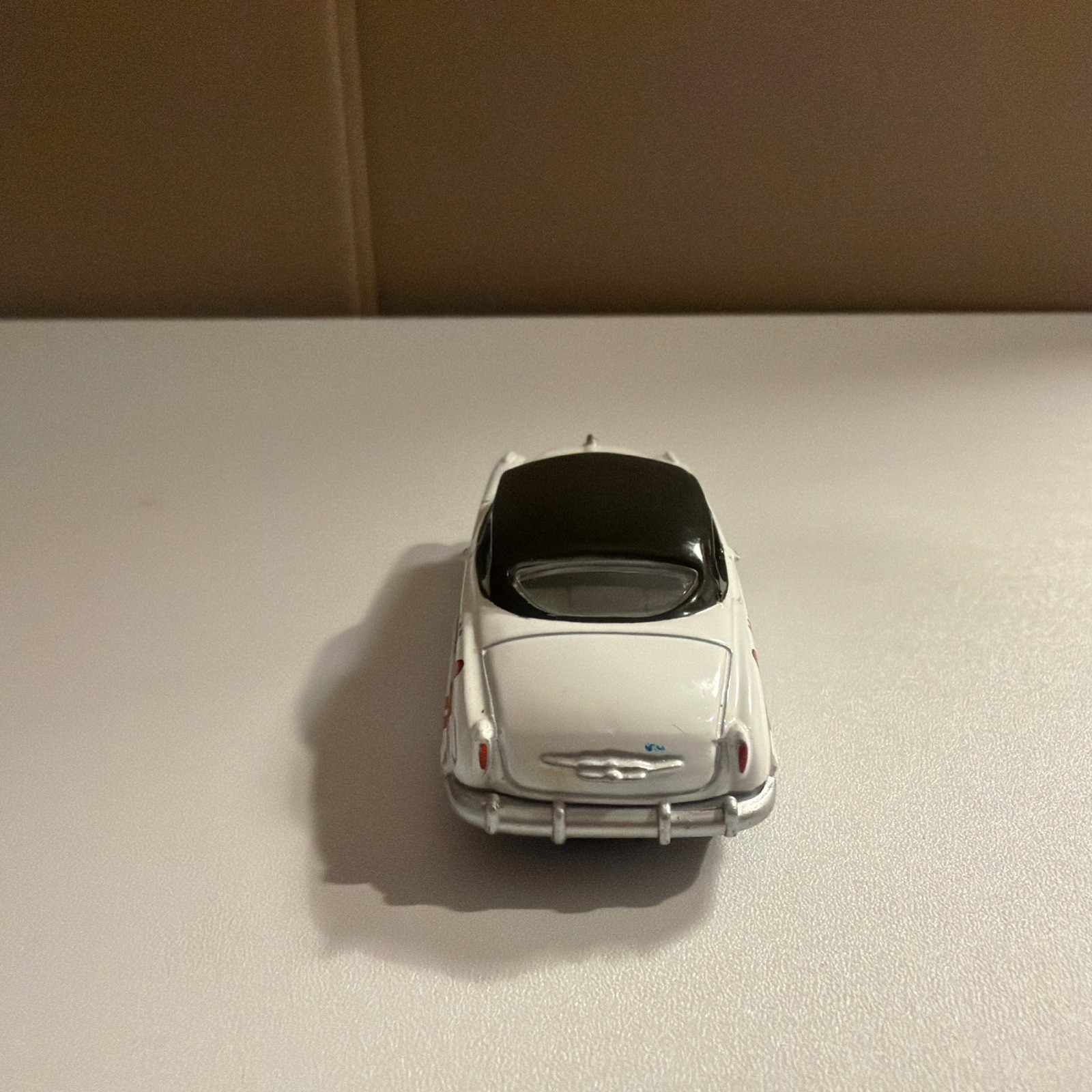 Johnny Lightning 1951 fabulous Hudson Hornet #6 White/Black