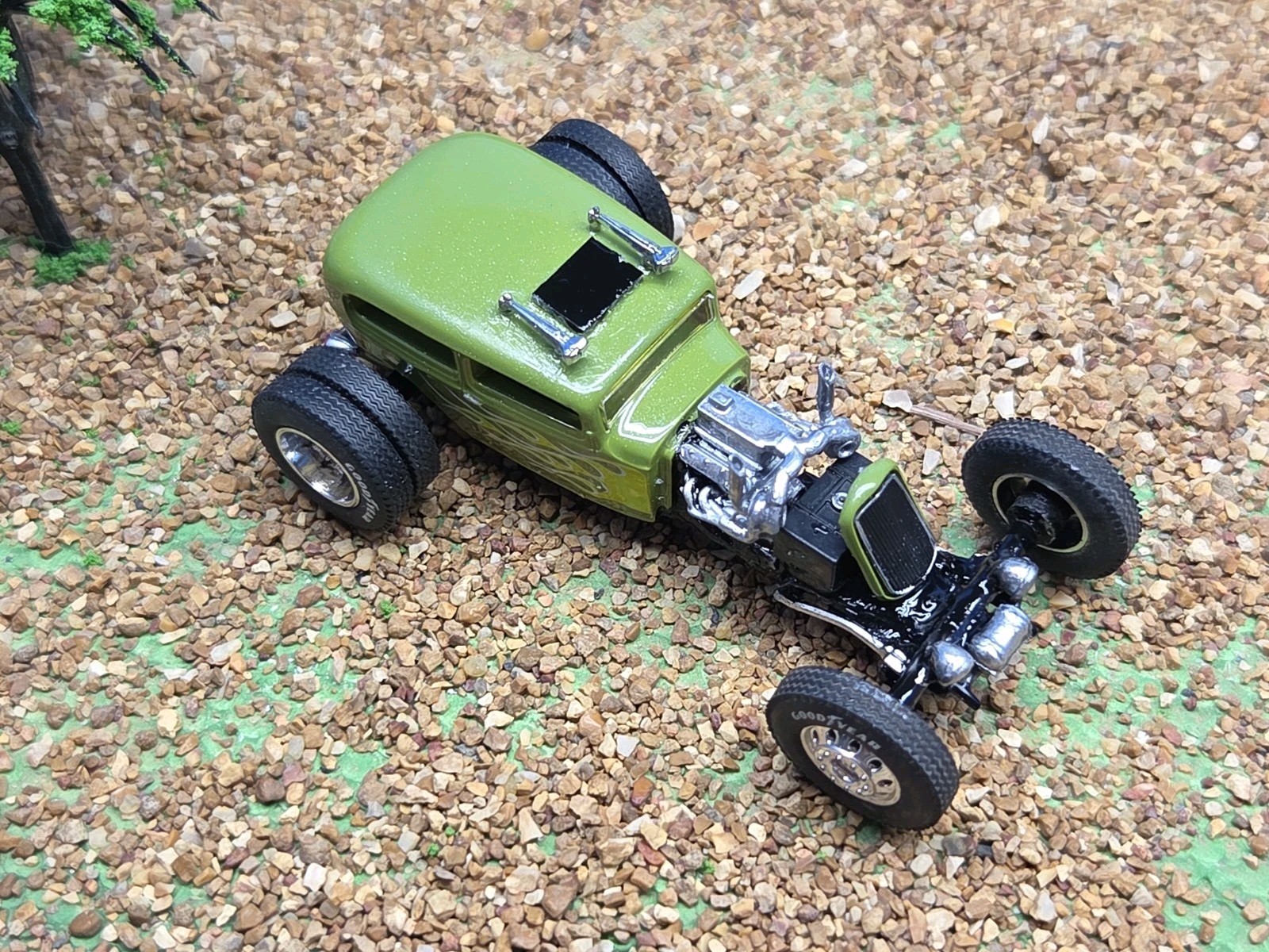 Custom 1:64 street Rat Rod lowered hot FORD chopped panel paddy wagon HotWheels