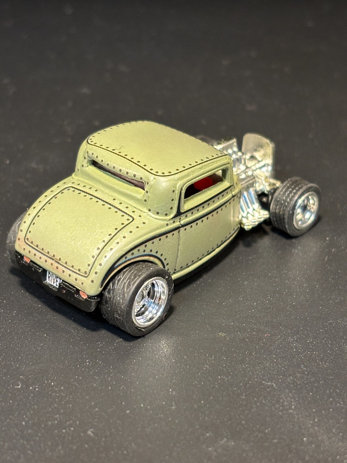White Toner 1:64 Waterslide Decal for 32 Ford WWII Theme Rivet Metal Rat Rod