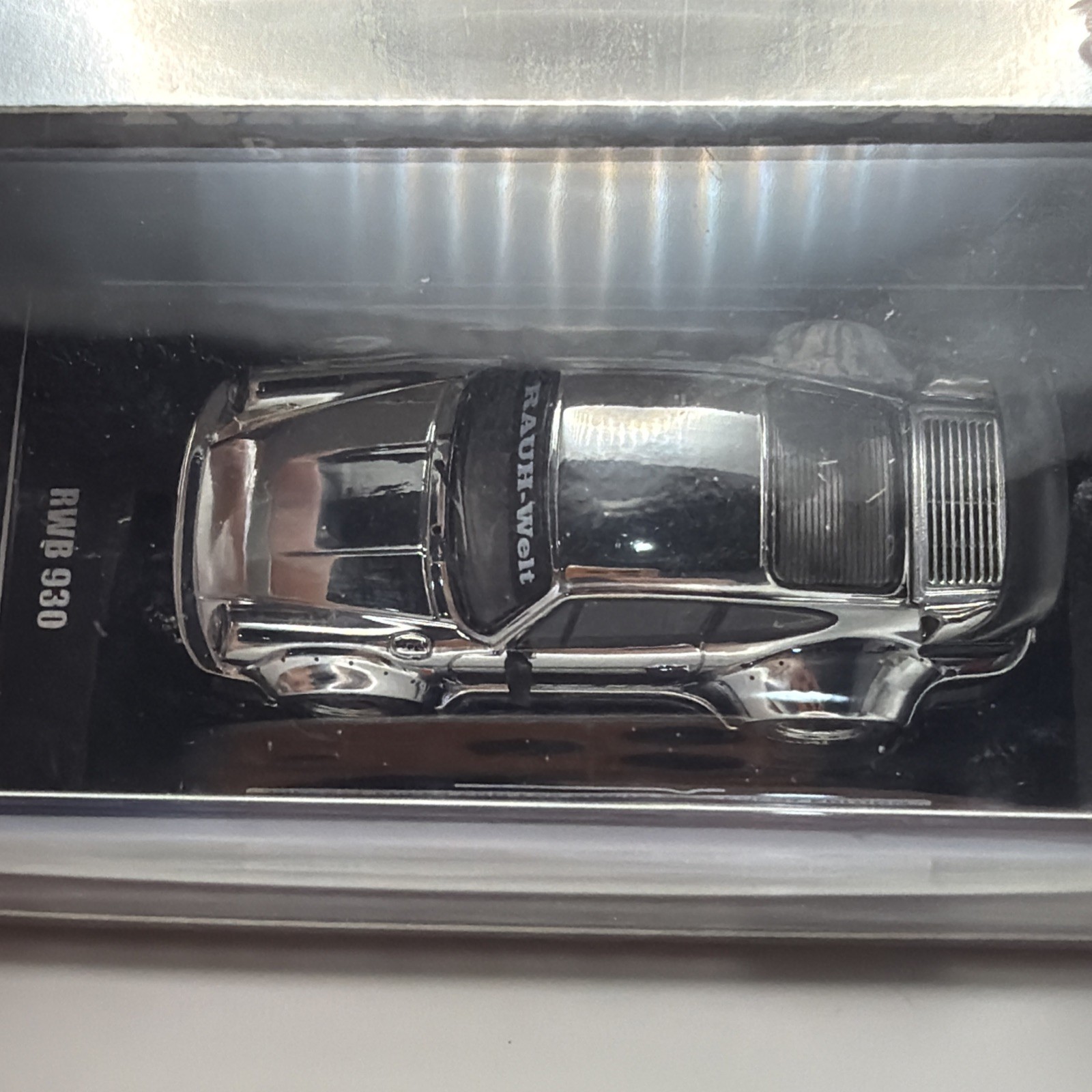 PORSCHE RWB 930 CHROME 2026 SUPER CON LAS VEGAS 1/64 DIECAST CAR BY INNO64 INNO