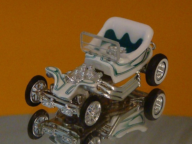 Ed “Big Daddy Rat Fink” Roth 1959 Outlaw Flathead V8 Roadster 1/64 Scale Ltd D