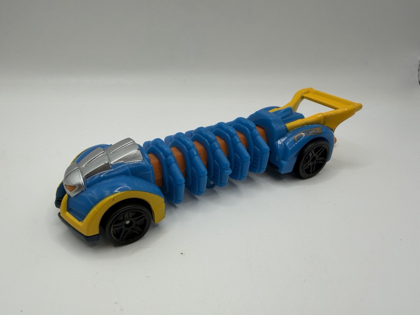 Hot Wheels Mutant Machine Centi-Speeder Mattel 2014 Blue And Yellow