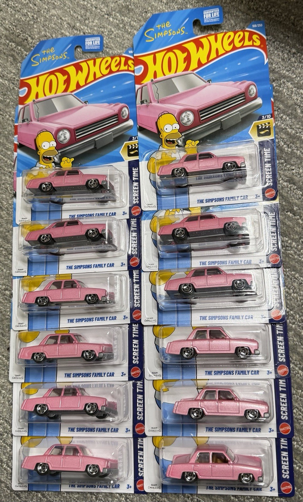 Hot Wheels The Simpsons Family Car Lot Of ( 12 cars )