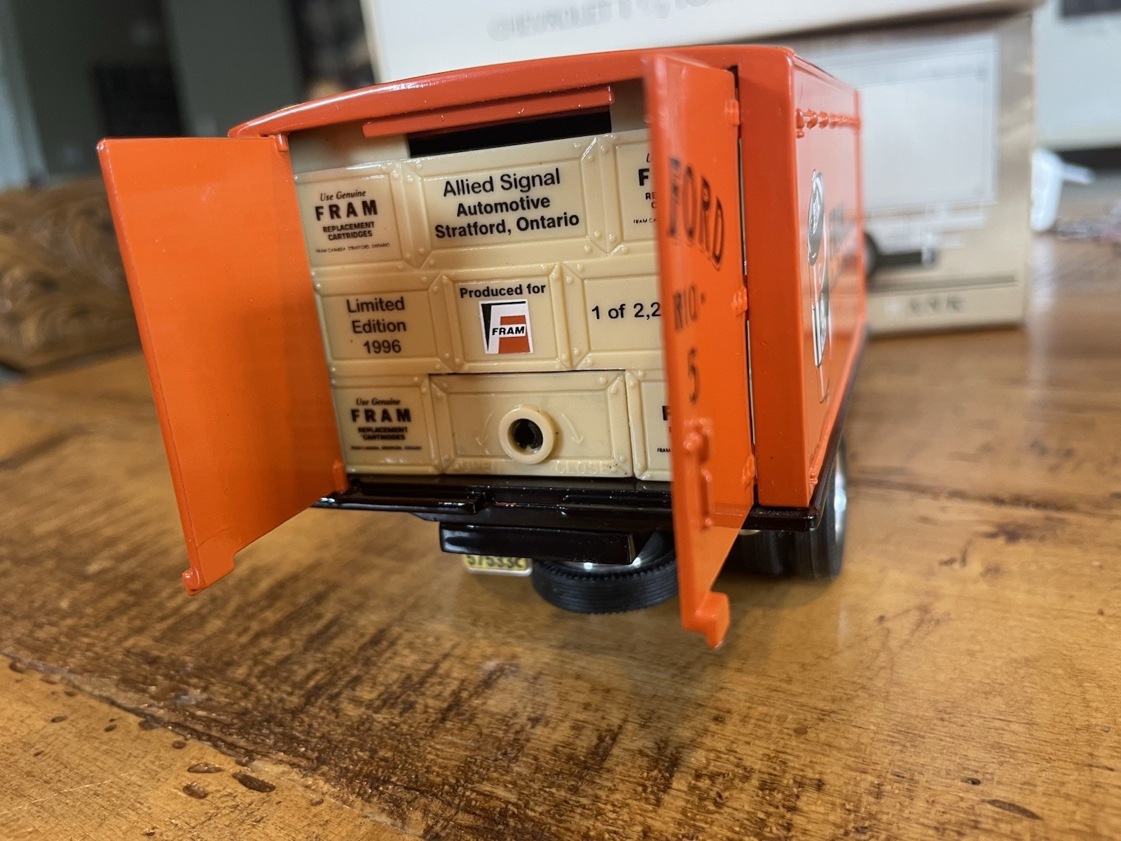 Liberty Classics 1942 Chevrolet 1 1/2 Ton Box Truck Bank Diecast Orange 6275