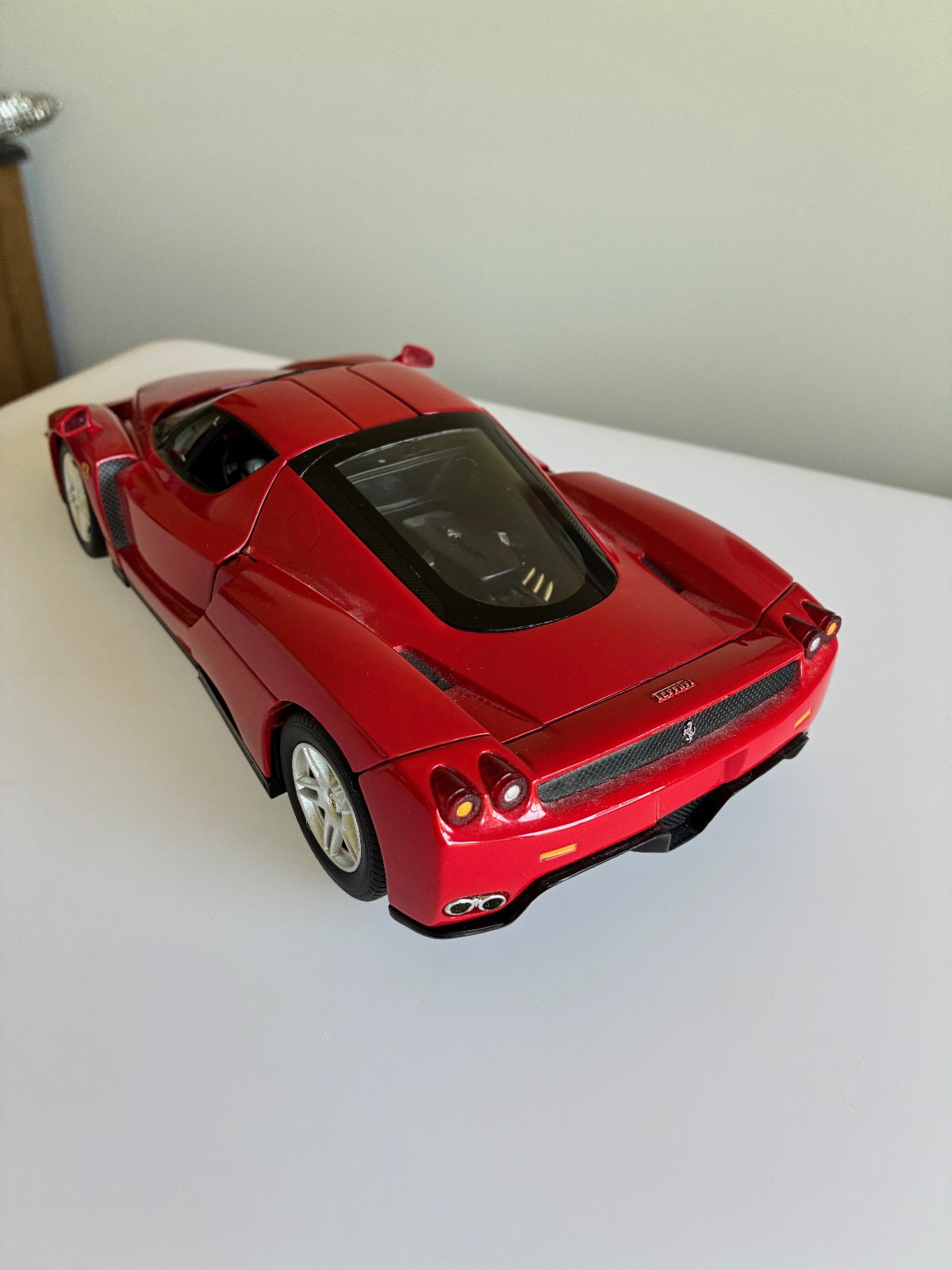 2002 Hot Wheels Enzo Ferrari; Red; 1:18 Scale; Diecast; With Box
