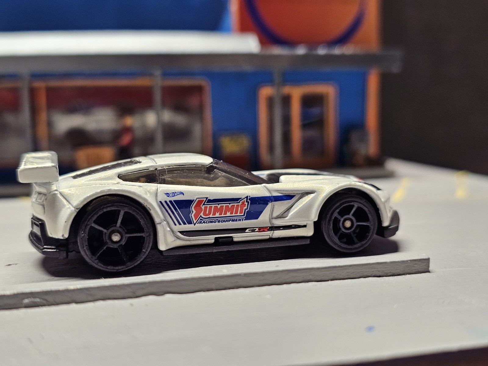 Corvette C7.R 1:64 Hot Wheels 2018 Speed Graphics 1/10 #27 Summit Racing Loose