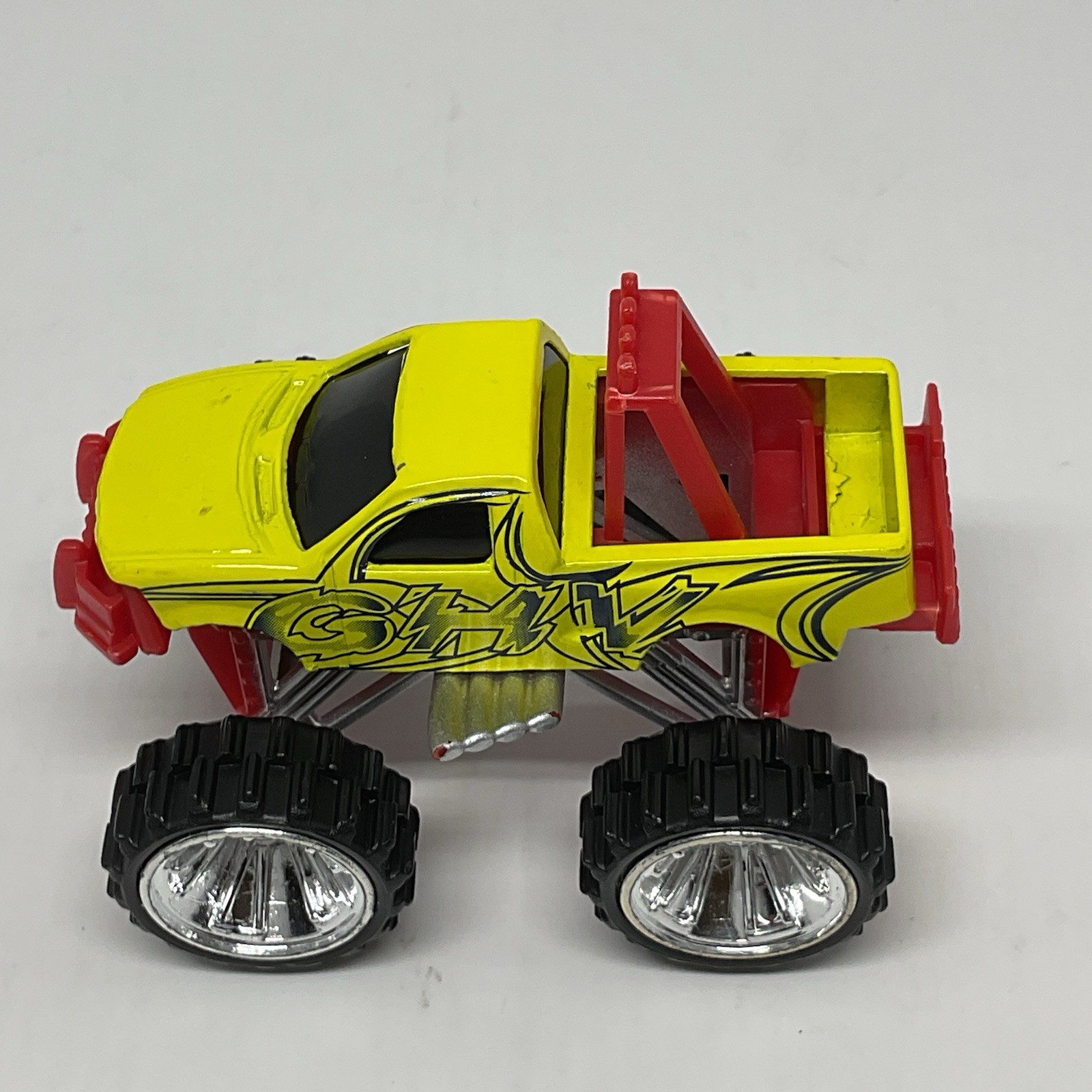 Hot Wheels Monster Jam Trucks Lot Of 8, (3) Die Cast And (5) Plastic