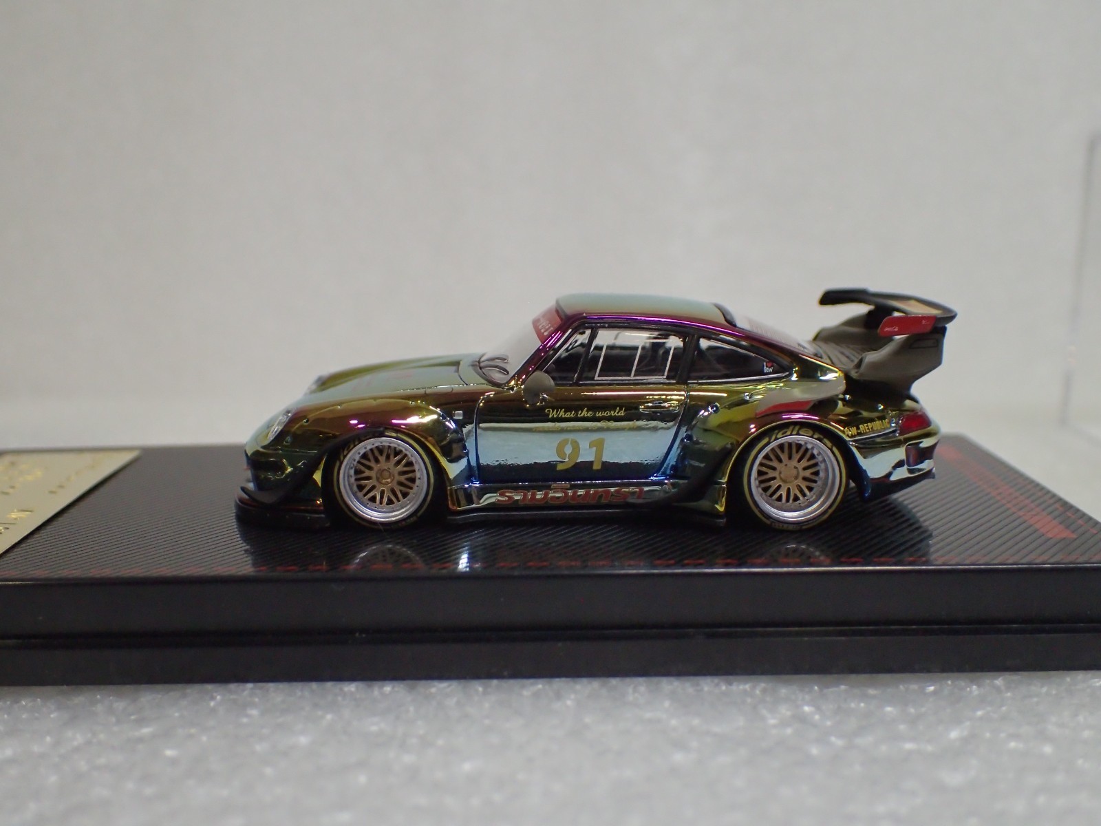 Ignition Model 1/64 IG3873 RWB 993 Ramintra Matte Green CHASE CAR Porsche 911